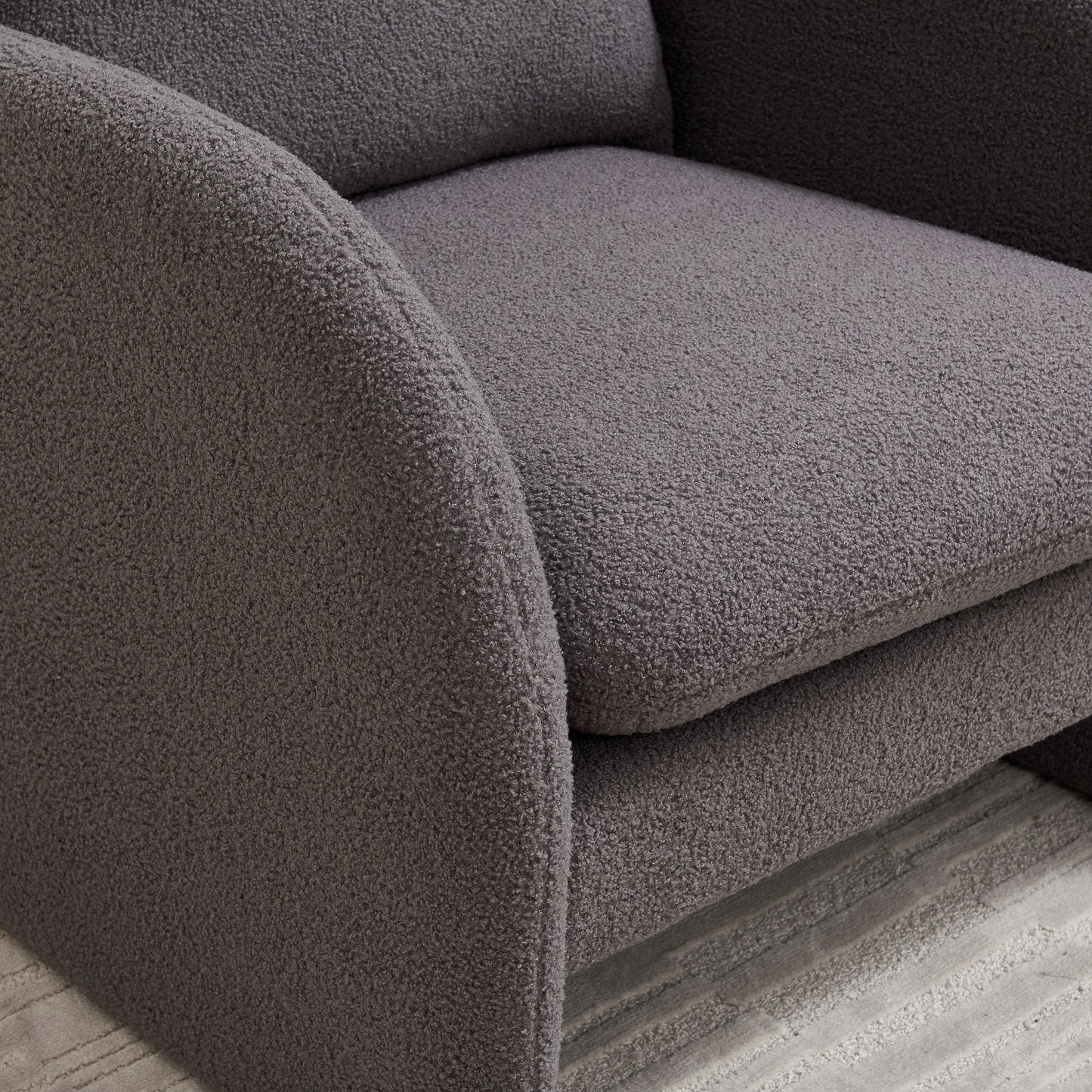 Modern Sherpa Upholstered Accent Chair, Comfortable Living Room Armchair, Lounge chair for Bedroom, and Office – Stylish and Ergonomic Design