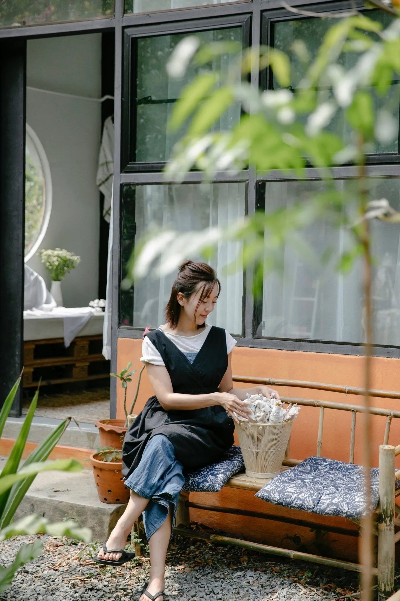 Five DIY Ideas for Outdoor Living Spaces on a Budget Groovy Boardz