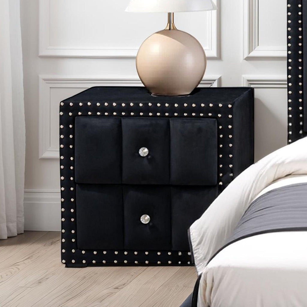 Luxury Queen Size Bed And 2 Nightstands Furniture Set.