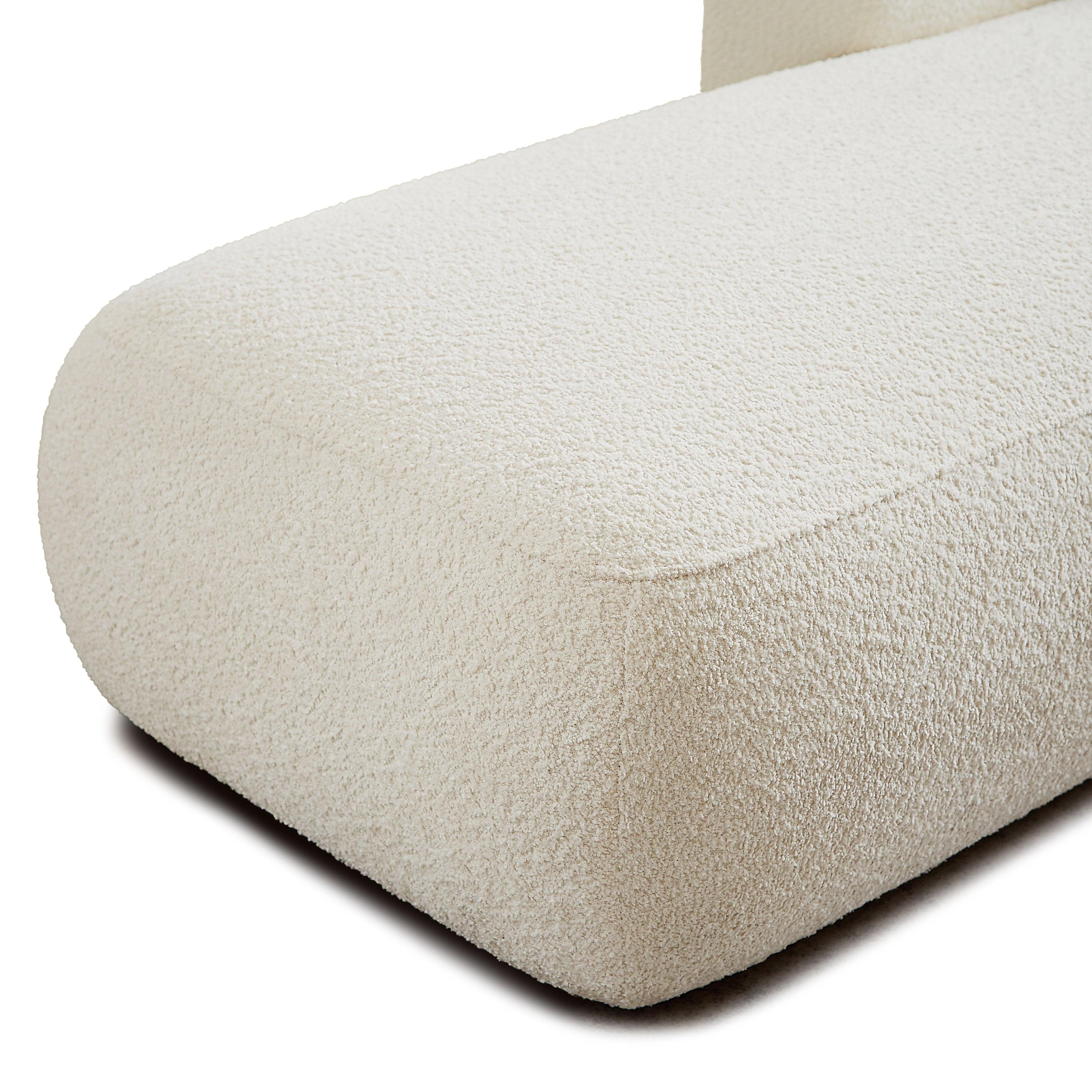 Stylish Upholstered Chaise Lounge for Relaxation.