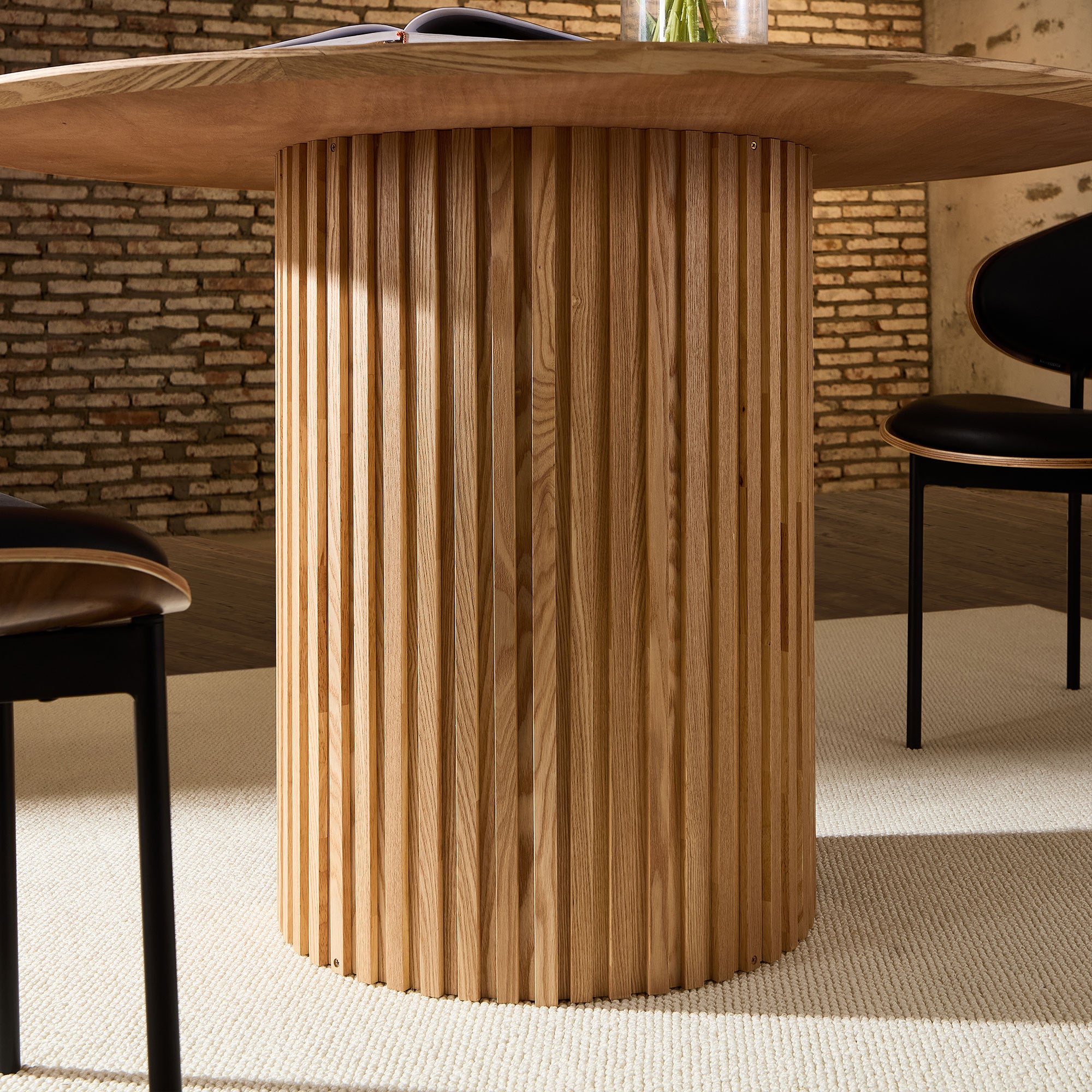 46.45 inch MDF Dining Table for Dining Room Round Dinner Tables Mid-Century Modern Table OAK