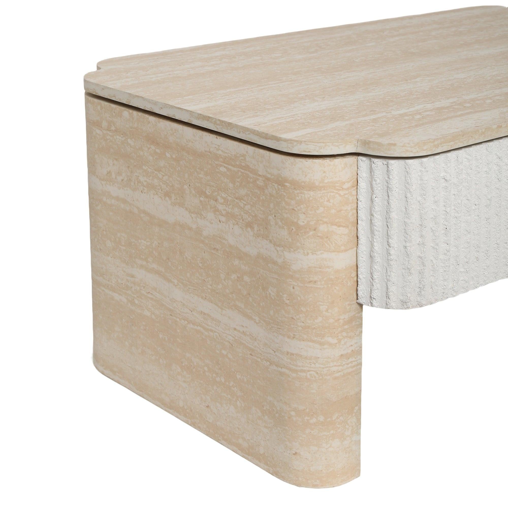 Lift Top Coffee Table with Hidden Storage for Small Spaces.
