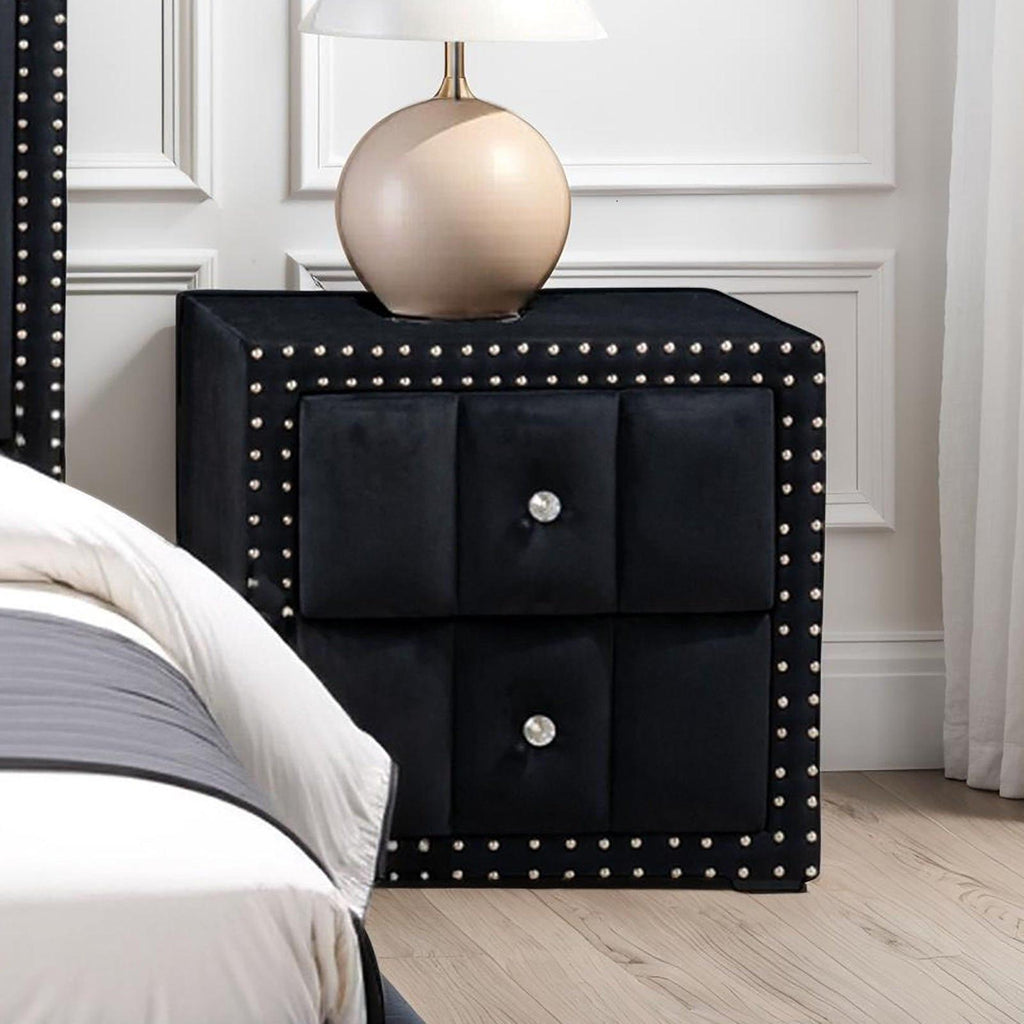 Luxury Queen Size Bed And 2 Nightstands Furniture Set.
