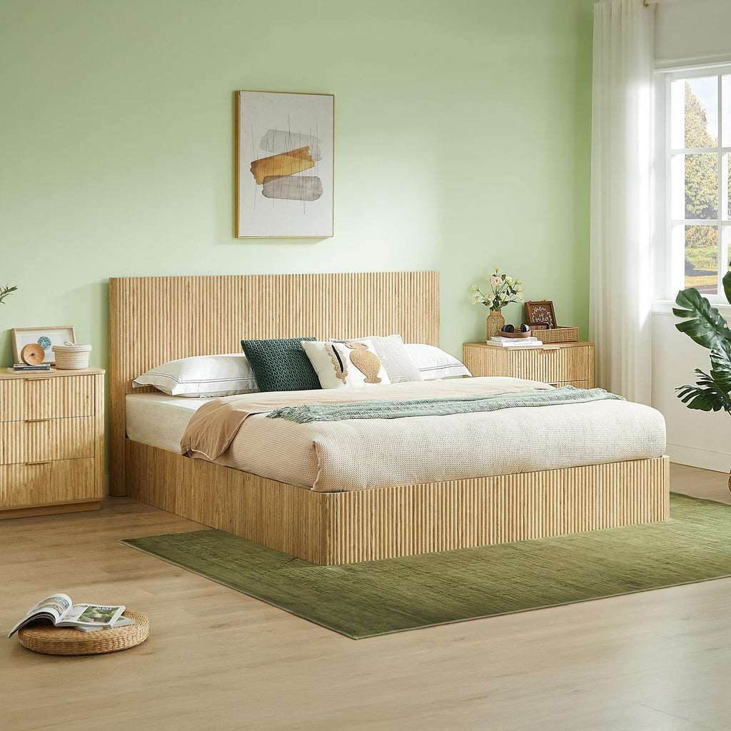 King Size Lift Up Storage Bed Frame with Hydraulic Storage.