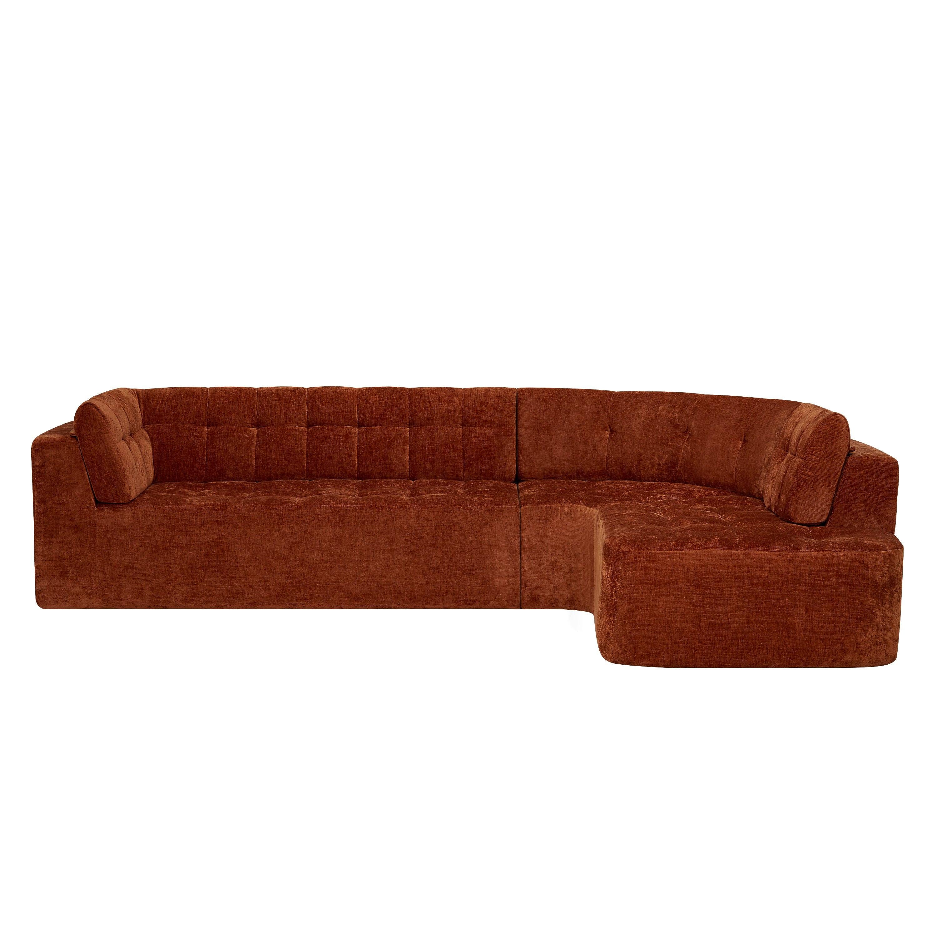 Curved L-Style Sectional Sofa for Modern Living Spaces.