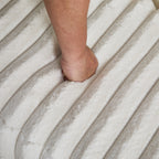 49.2' Wide Faux Fur Flip Top Storage Bench with Black Metal Legs, Bed End Stool Foot Rest for Living Room Entryway Dorm Bedroom,Beige