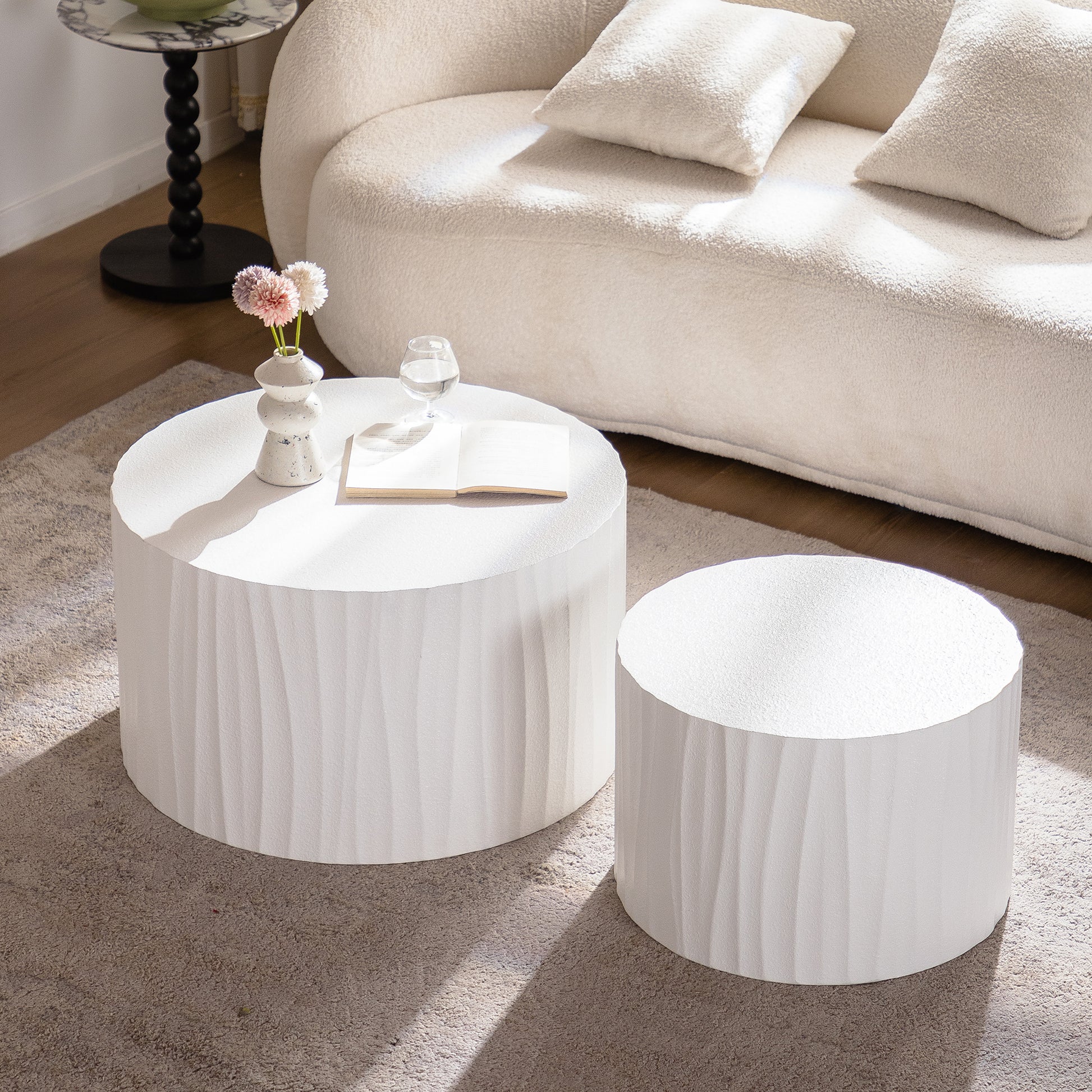 Nesting Coffee Table Set of 2 Round Wooden Coffee Tables Circle Modern Table for Living Room Bedroom Accent End Side Table