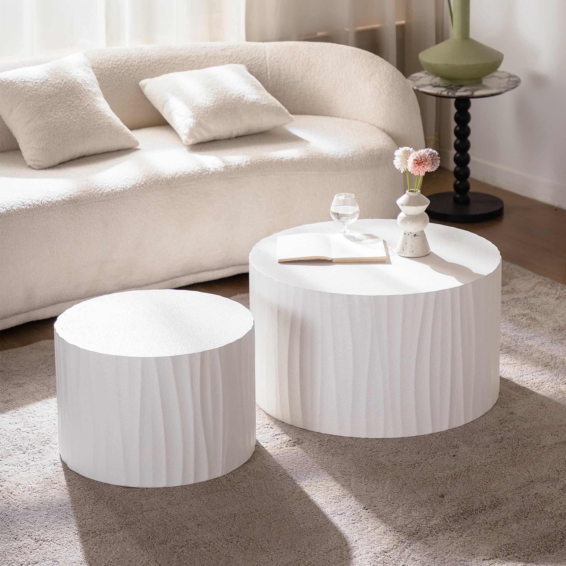 Nesting Coffee Table Set of 2 Round Wooden Coffee Tables Circle Modern Table for Living Room Bedroom Accent End Side Table