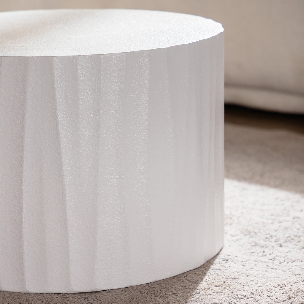 Nesting Coffee Table Set of 2 Round Wooden Coffee Tables Circle Modern Table for Living Room Bedroom Accent End Side Table