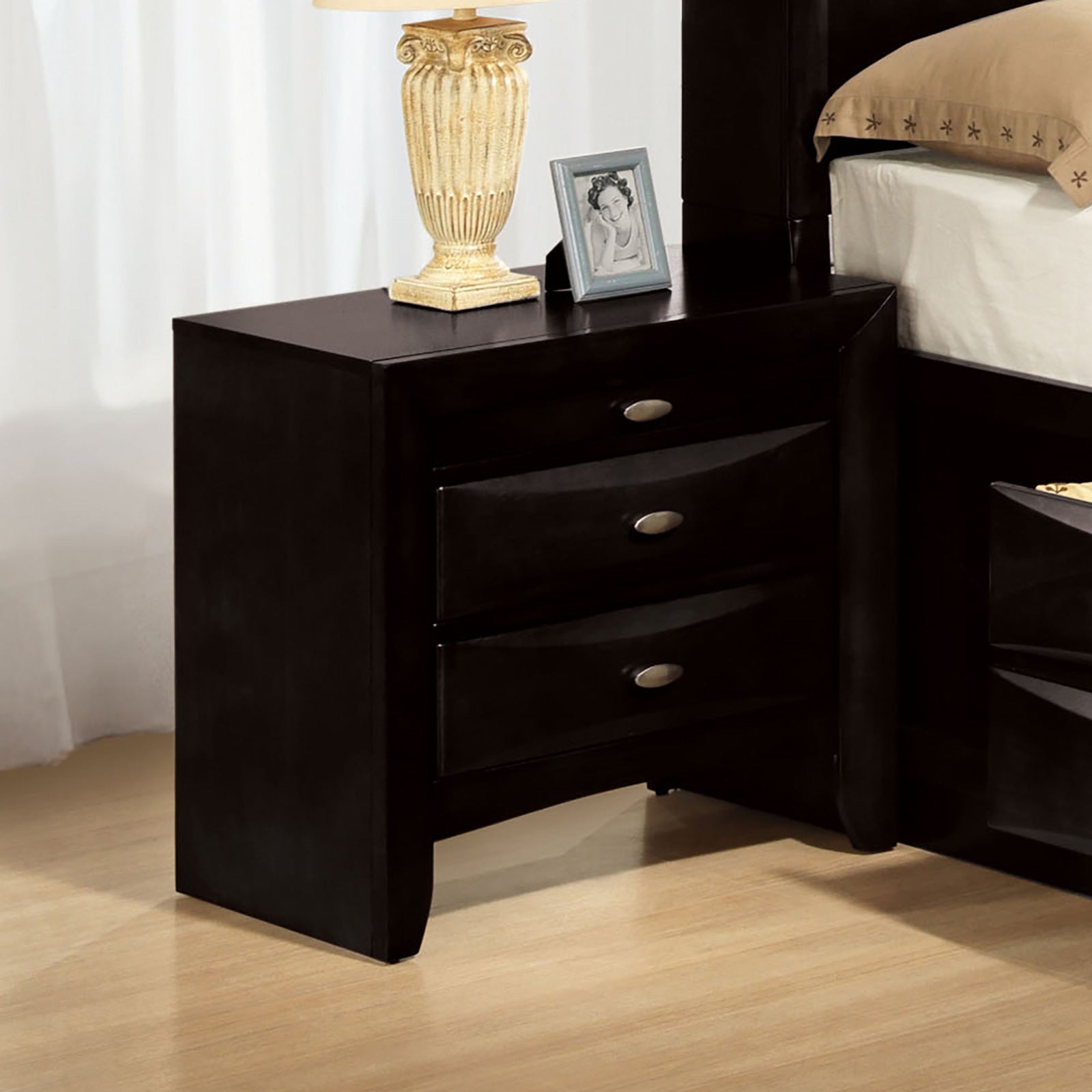 Black Color Simple Contemporary 1pc Nightstand Solid wood Bedside Table Knob Pulls 2-Drawers Bedside Table