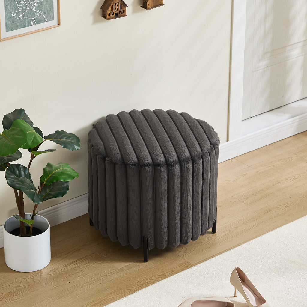 22.05'Wide Upholstered Round Pouf Ottoman Foot Rest with Black Metal Legs,Faux Fur Footstool for Living Room Bedroom Entryway. Charcoal