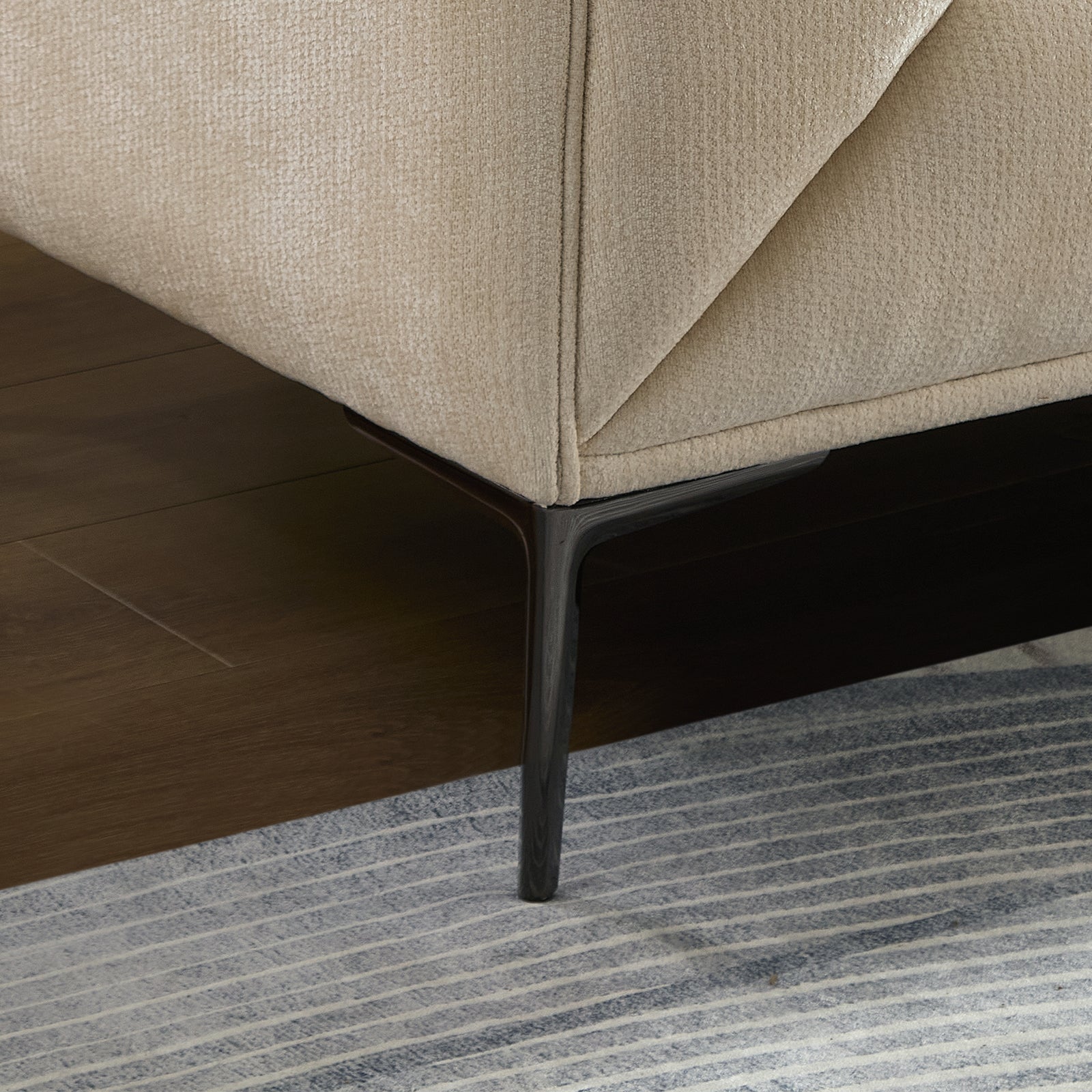 Modern Sofa for Living Room Family Movie Nights & Reading Hours Sofa