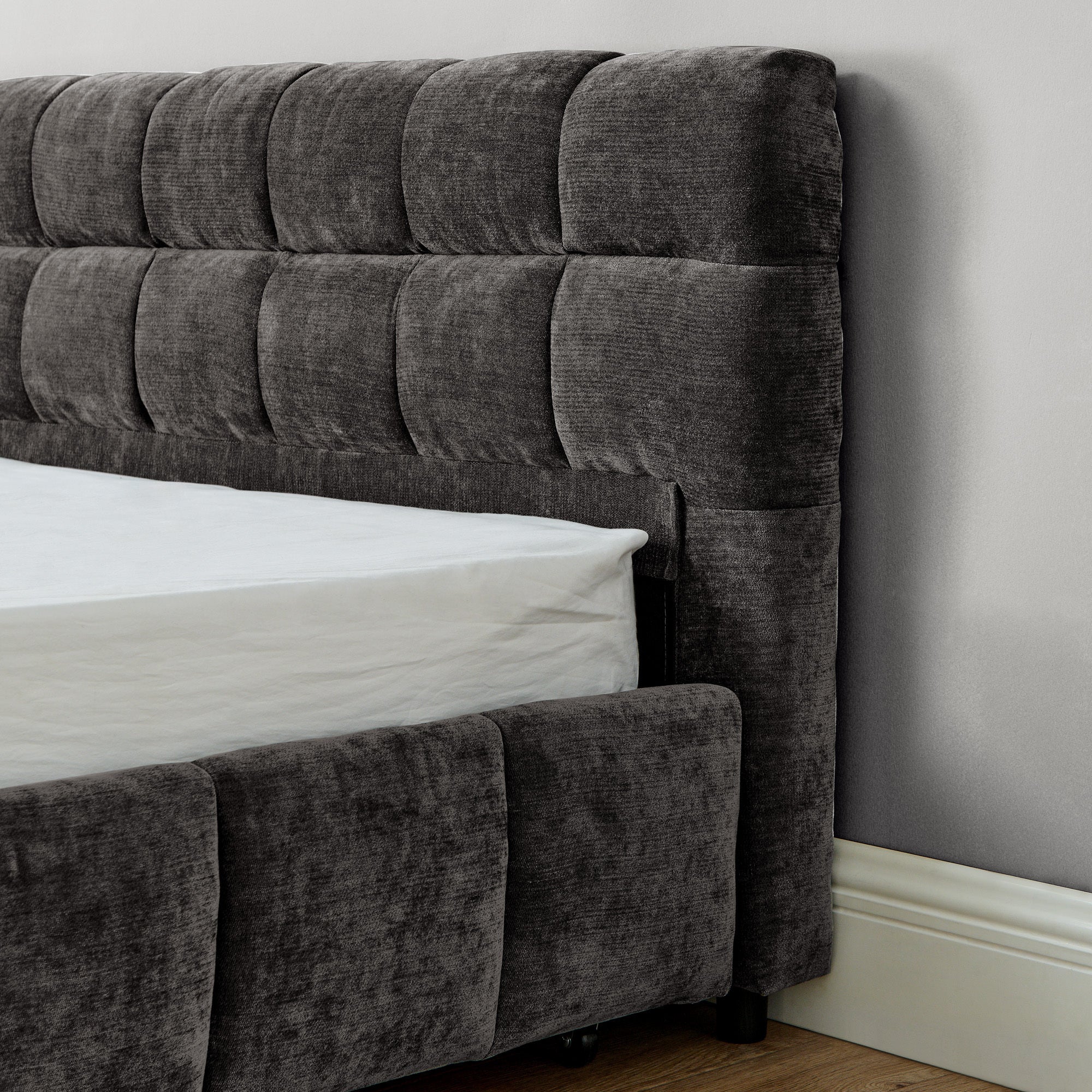 King Size Upholstered Bed ,comfortable upholstered bed frame, Chenille fabric, with headboard and solid bed frame. With drawer for storage.-Dark Gray(88.5''*85.5''*31'')