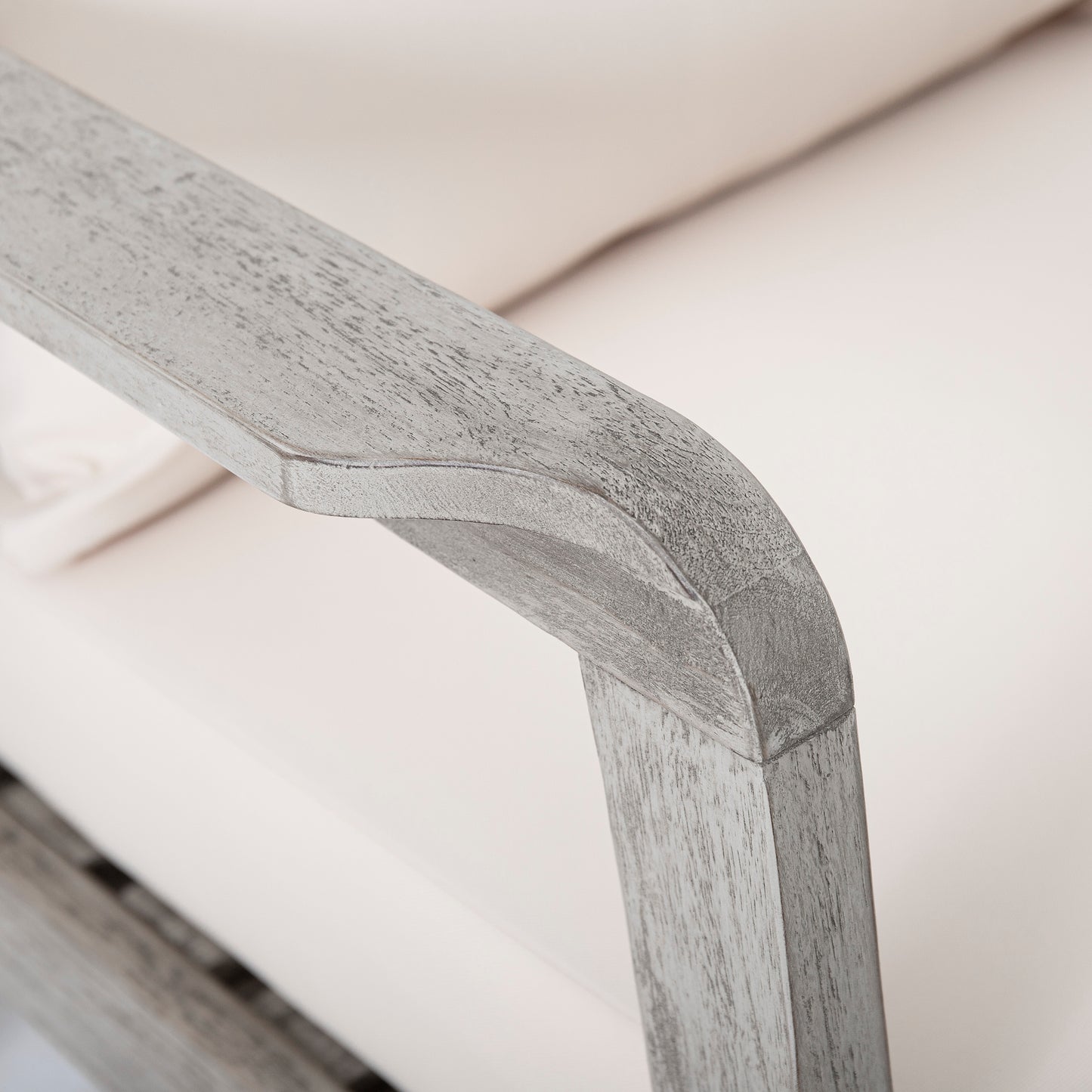 Outdoor Acacia Wood Patio Club Chair, Patio Furniture,Waterproof Thick Cushion Deep Seating for Porch, Garden, Backyard, Balcony, Weight Capacity 400lbs, Light Gray finish, Cream cushion