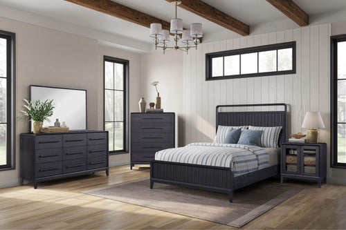 Elegant Black Solid Wood 5-Drawer Chest in Peppercorn Finish.