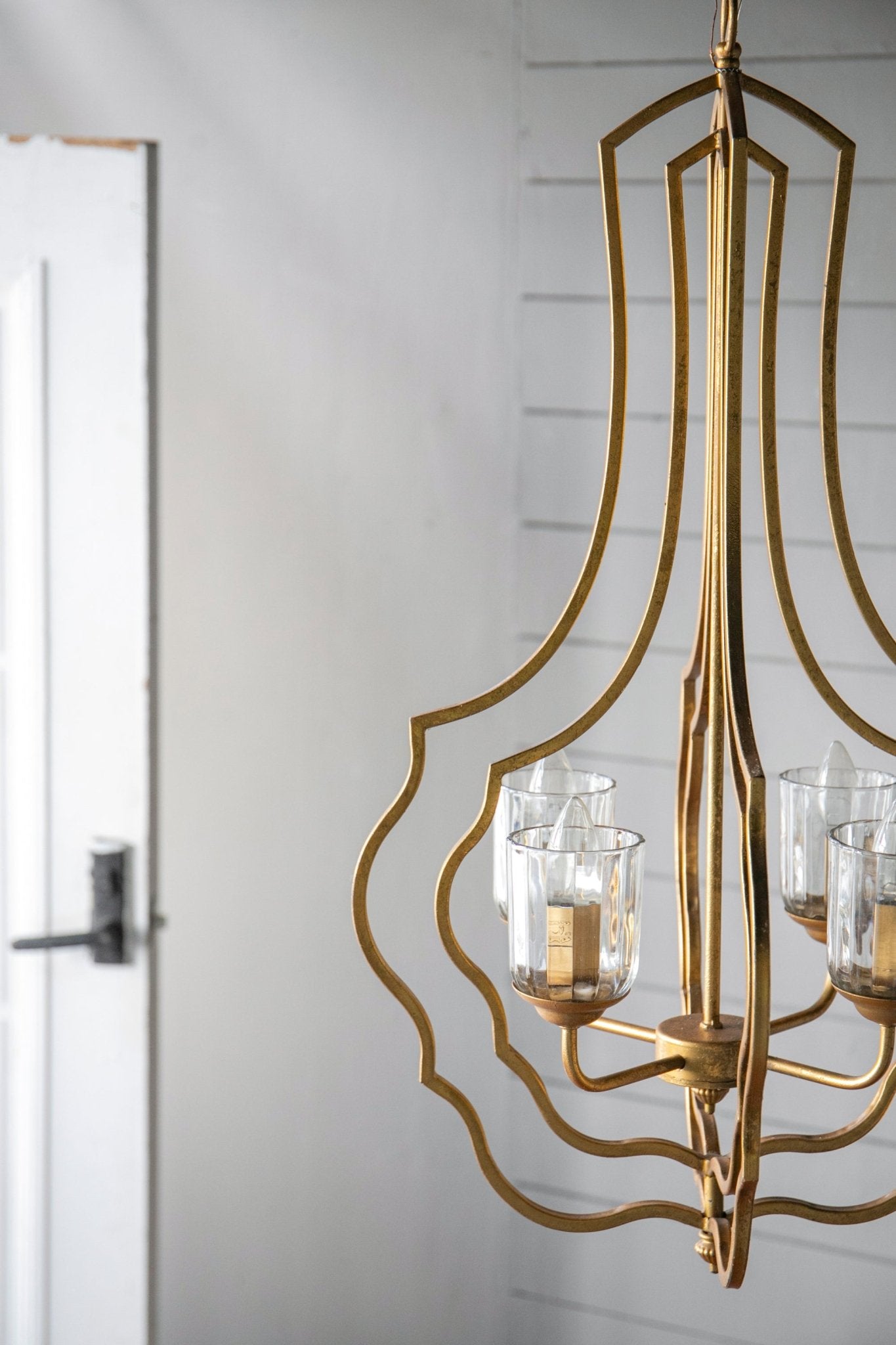 4 - Light Metal Chandelier, Hanging Light Fixture with Adjustable Chain for Kitchen Dining Room Foyer Entryway, Bulb Not Included - Groovy Boardz