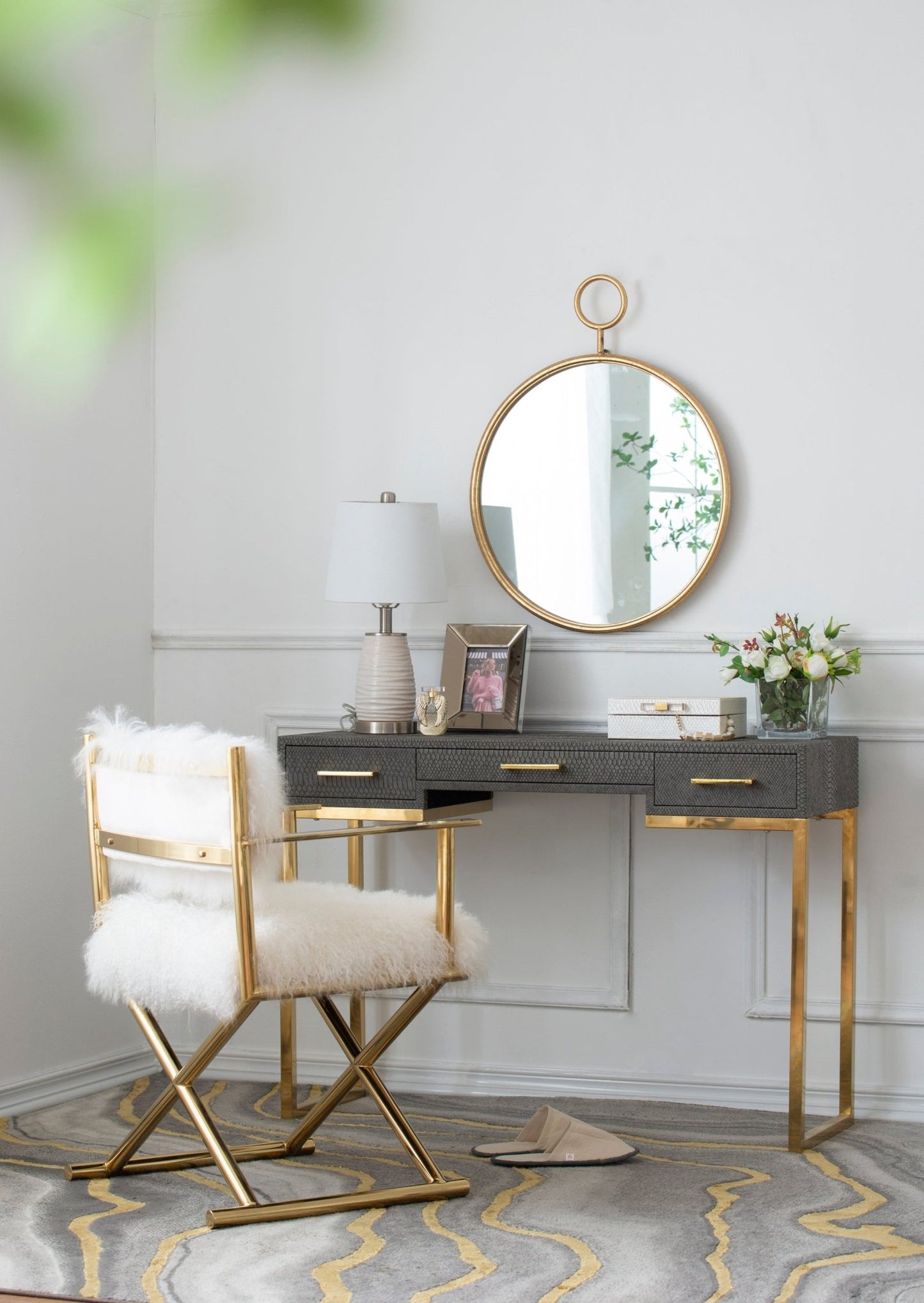 22" x 28" Circle Wall Mirror with Gold Iron Frame, Accent Mirror for Living Room, Entryway, Office - Groovy Boardz