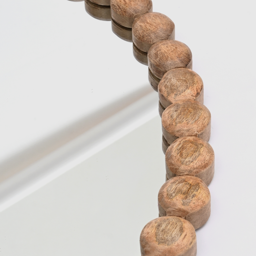 Decorative Round Hanging Wall Mirror with Natural Wooden Bead Design Frame, 32'