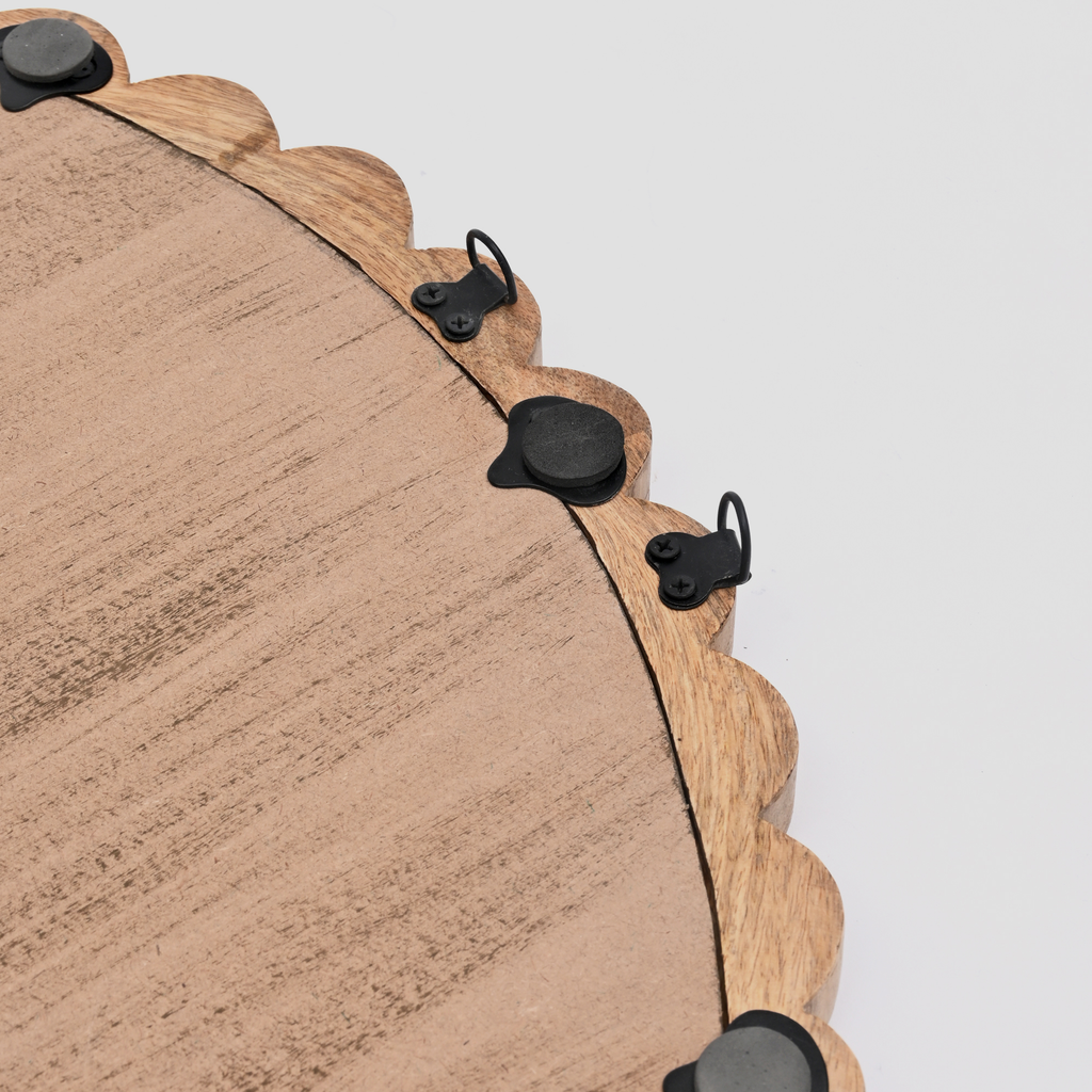 Decorative Round Hanging Wall Mirror with Natural Wooden Bead Design Frame, 32'