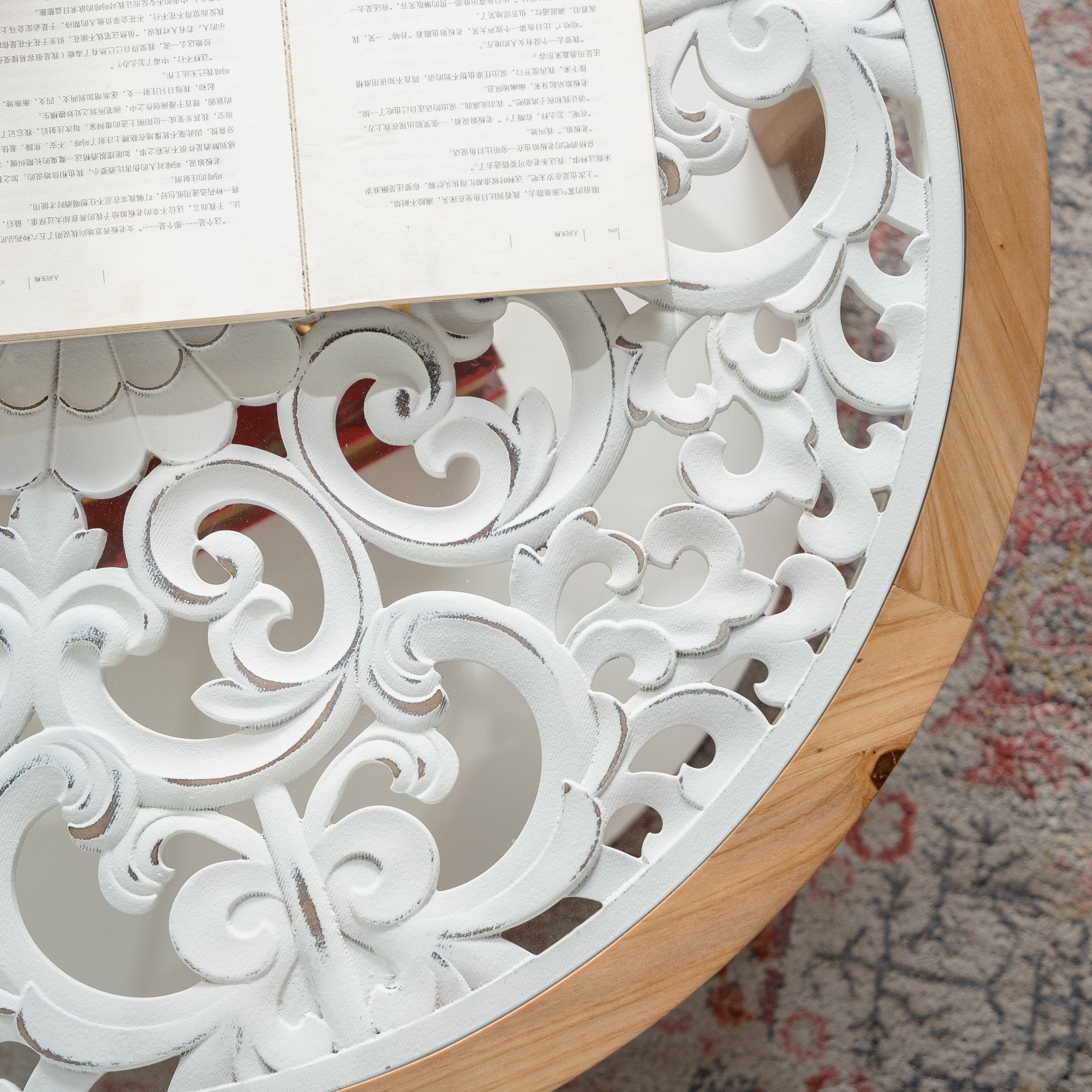 Round Wood Coffee Table with Glass Top, Solid Wooden Circle Center Table with Curved Legs & Removeable Tempered Glass top, Cocktail Table for Living Room , Home Small Space, Easy Assembly Coffee Table