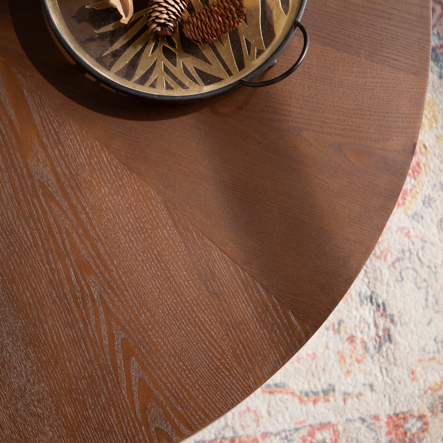 38.97' Round Coffee Table Handcrafted Relief Sturdy Pedestal Wooden Tea Table for Living Room no need to Assemble