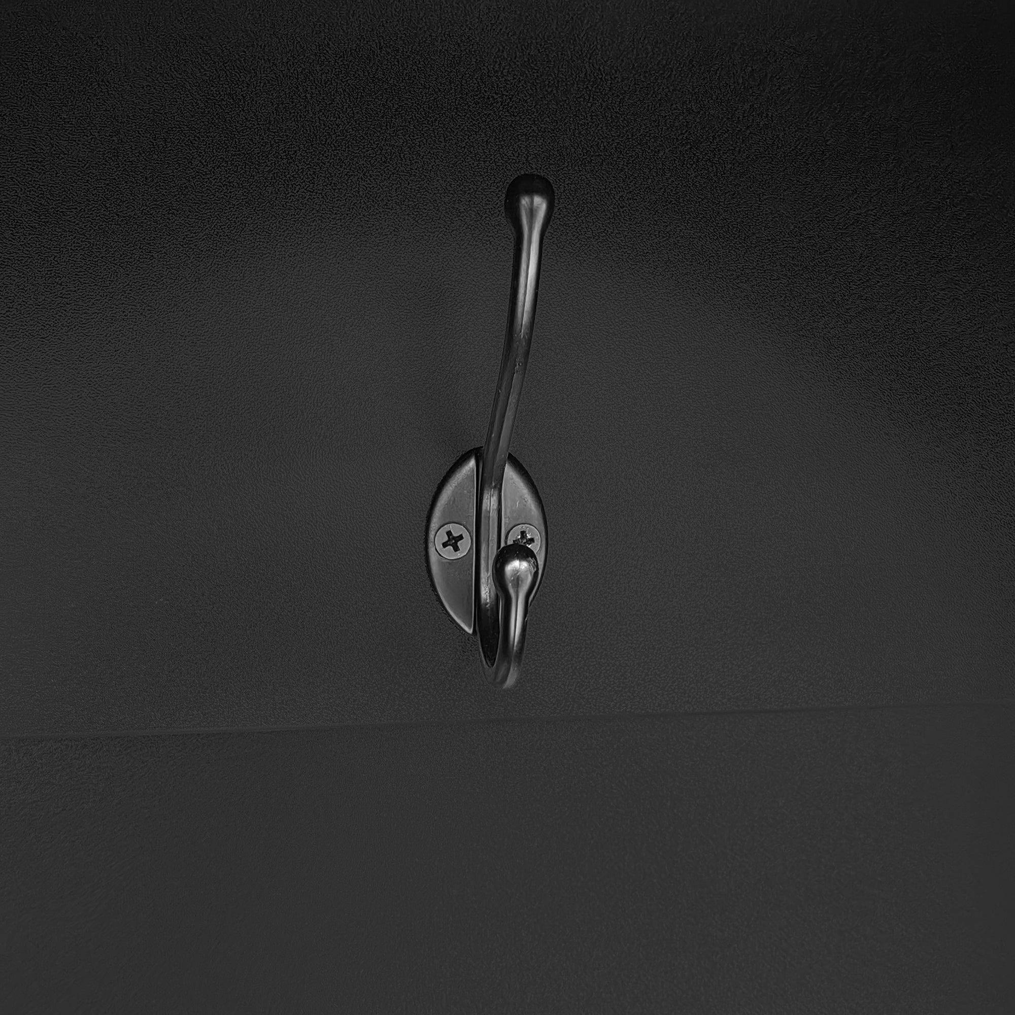 Farmhouse Wooden Style Hall Tree with Arched Design, Practical Entryway Walnut Storage Bench with 5 Black Hooks, Minimalist 4-in-1 Hallway Shoe Cabinet with 7 Cubbies for Mudroom, Living Room, Black