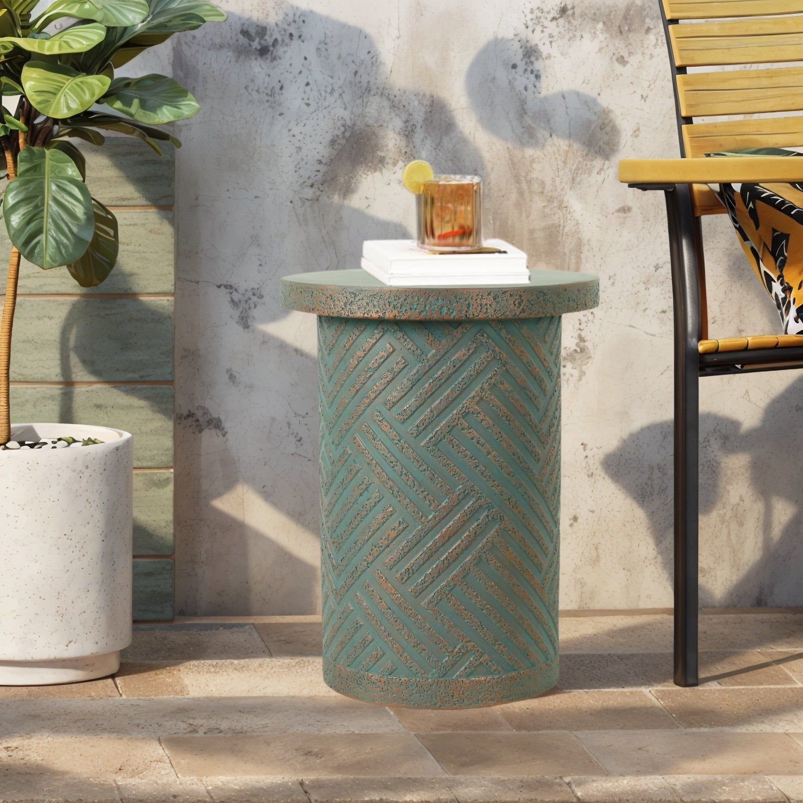 Cement Outdoor End Tables for Patio, GardenAccent Table, Modern Small Round Side Tablefor Outside, Tree Stump Garden Stool DrumTable indoor and Outdoor End Table