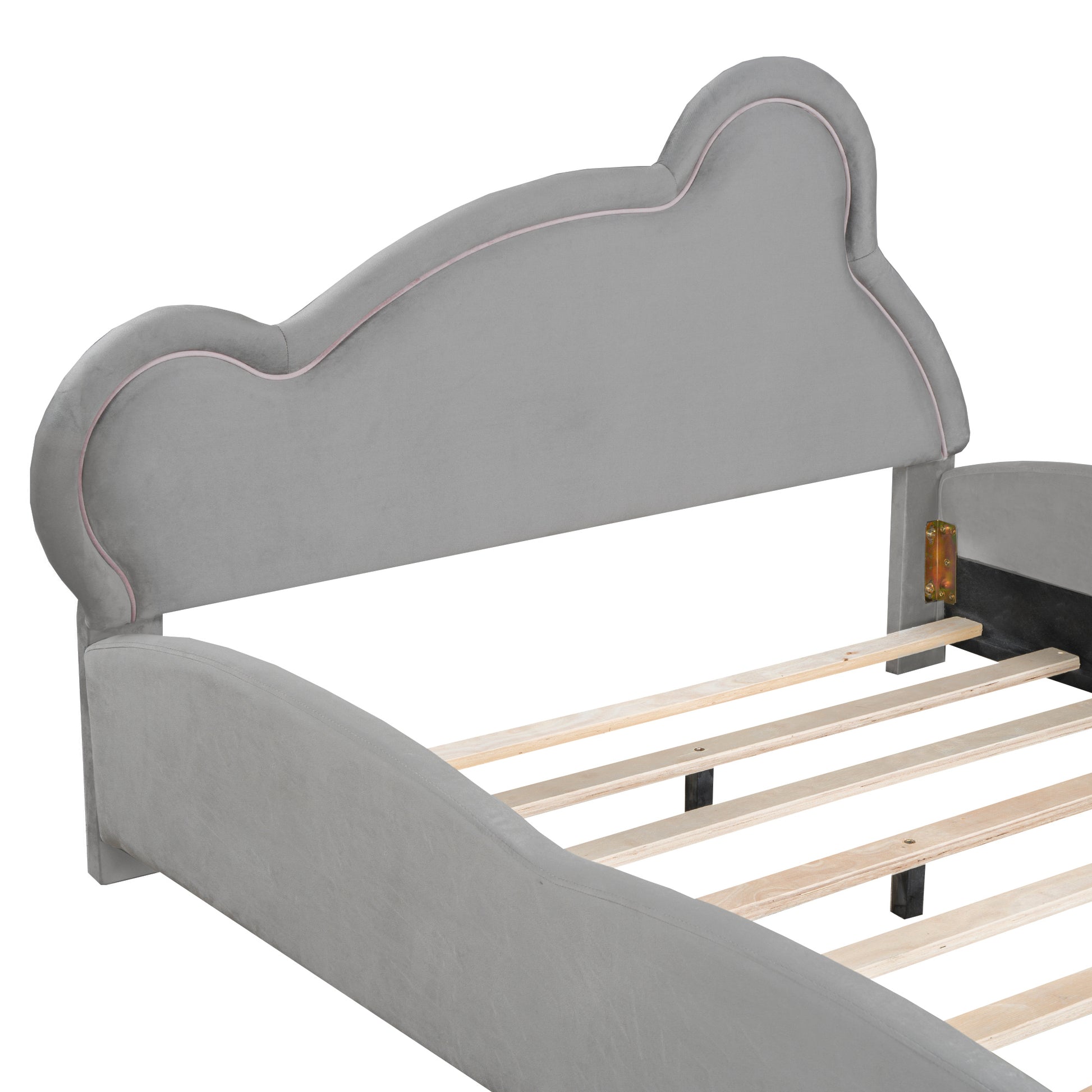 Full Size Velvet Platform Bed with Bear-Shaped Headboard, with Drawers, with Bed-End Storage Pocket, Gray - Groovy Boardz