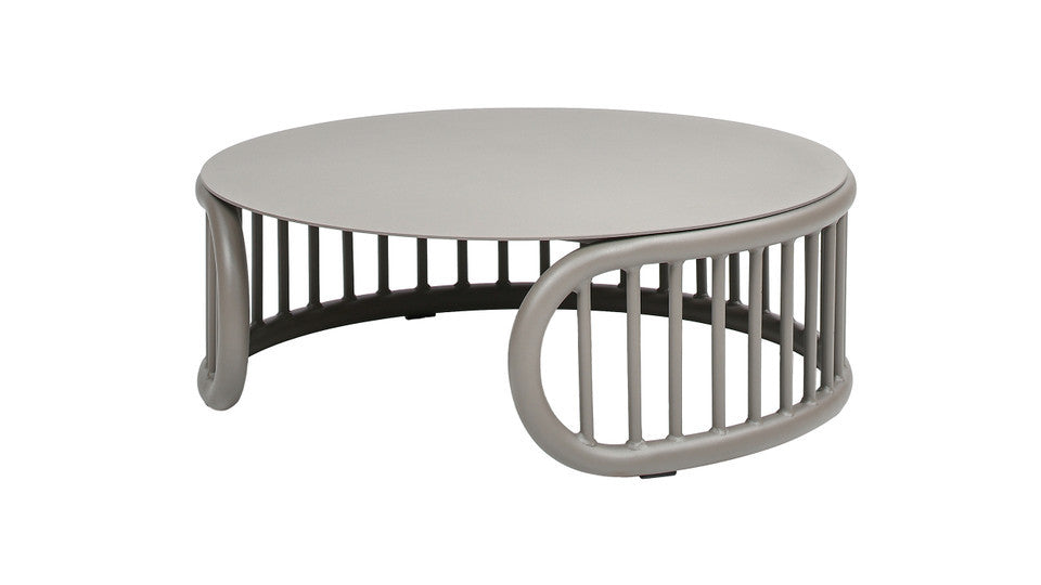 Harper 34.5' Indoor/Outdoor Modern Round Coffee Table, Geige Taupe Aluminum