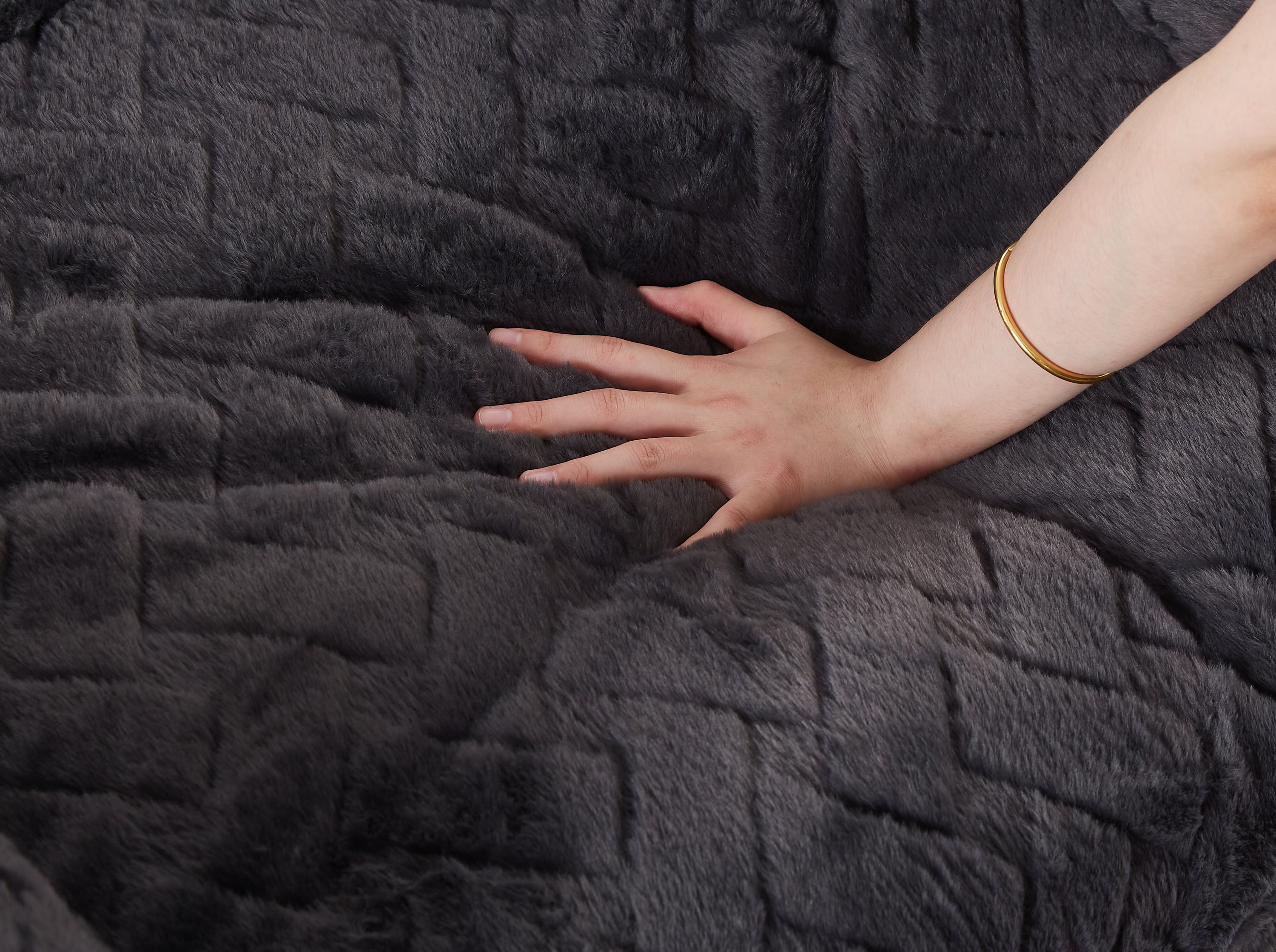 Liyasi Full Compression sofa chair with swivel