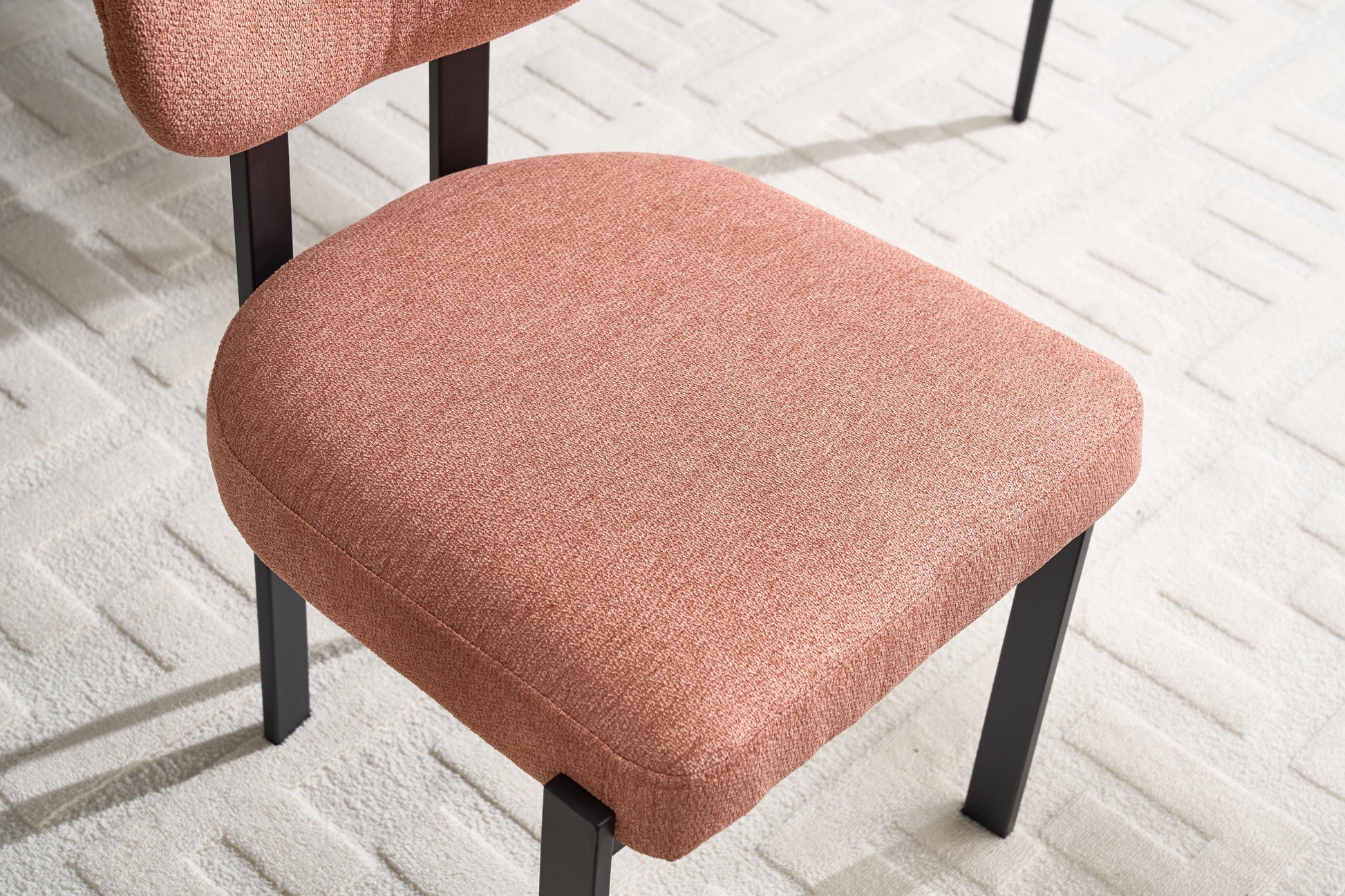 Modern Dining Room Chairs Set of 2, Mid-Century Upholstered Boucle Kitchen Dining Chairs with Black Metal Legs