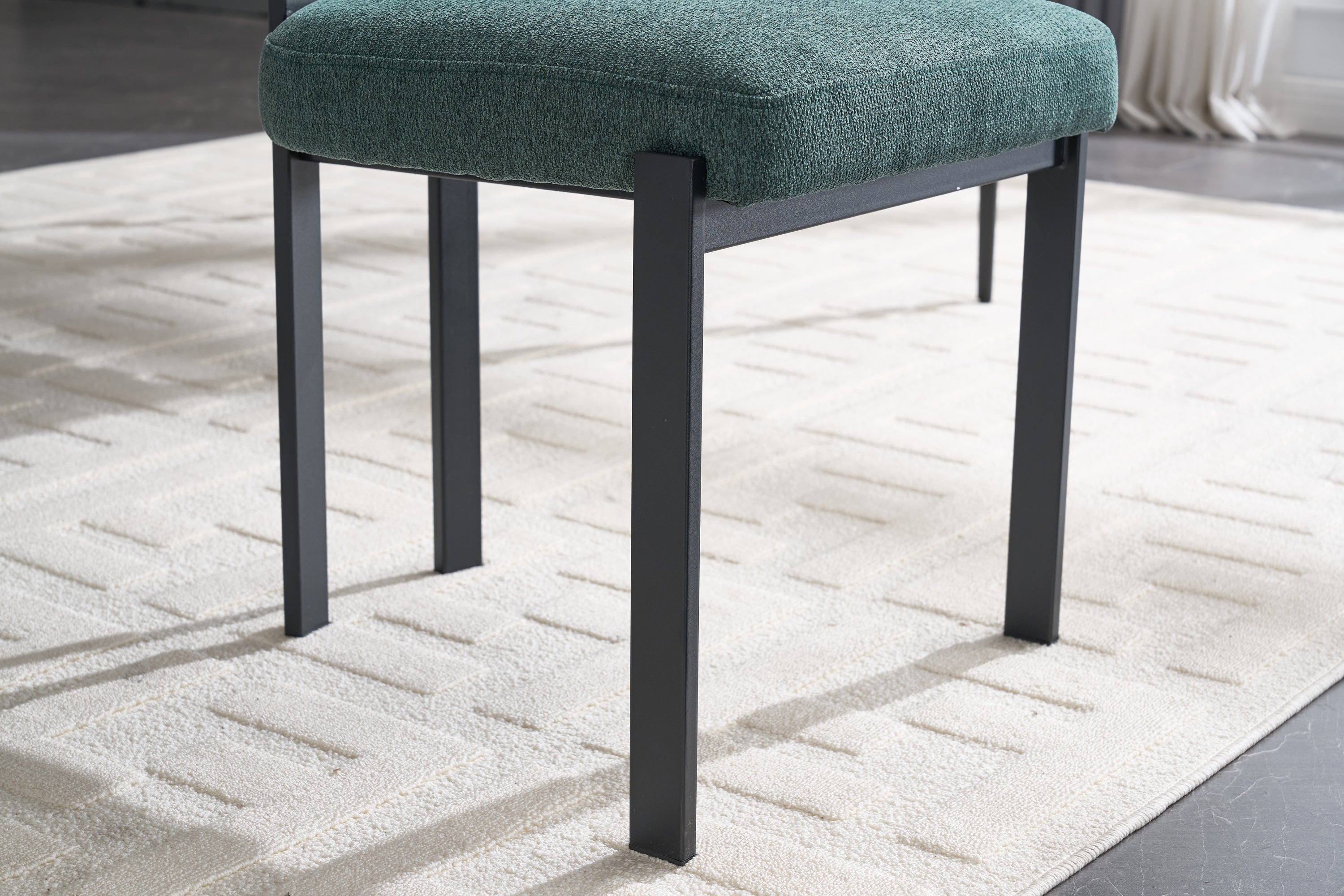 Modern Dining Room Chairs Set of 2, Mid-Century Upholstered Boucle Kitchen Dining Chairs with Black Metal Legs