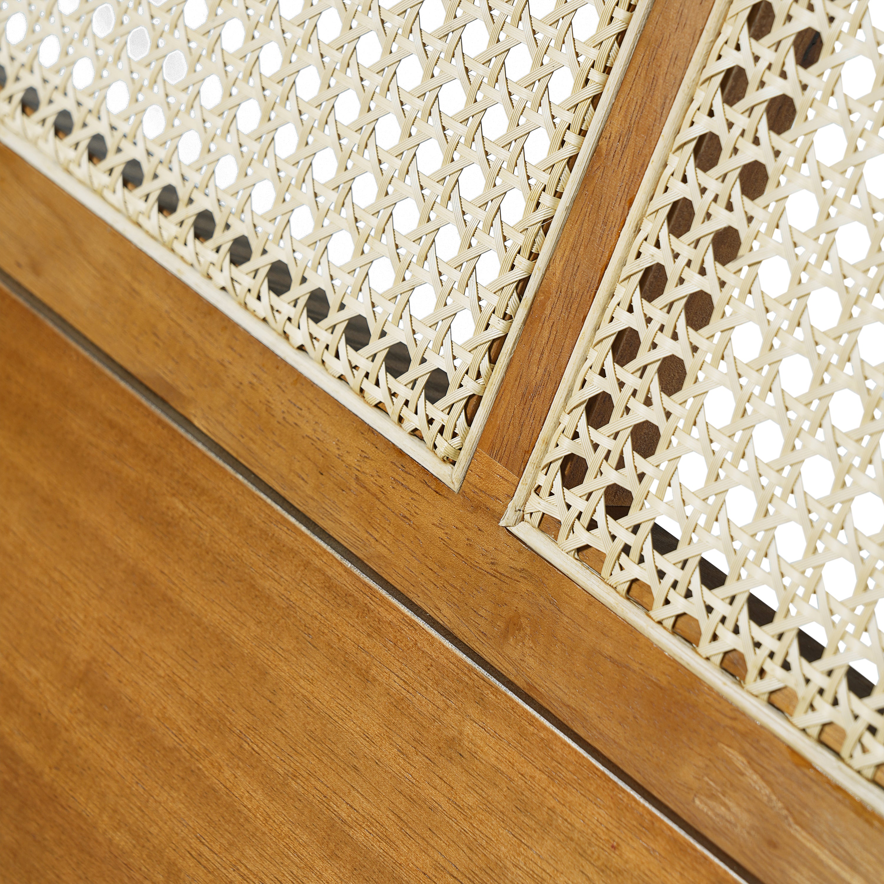 Premium Rubber Wood Platform Bed Frame, King Bed Frame with Headboard Included, Mid Century Modern Bed With Natural Color