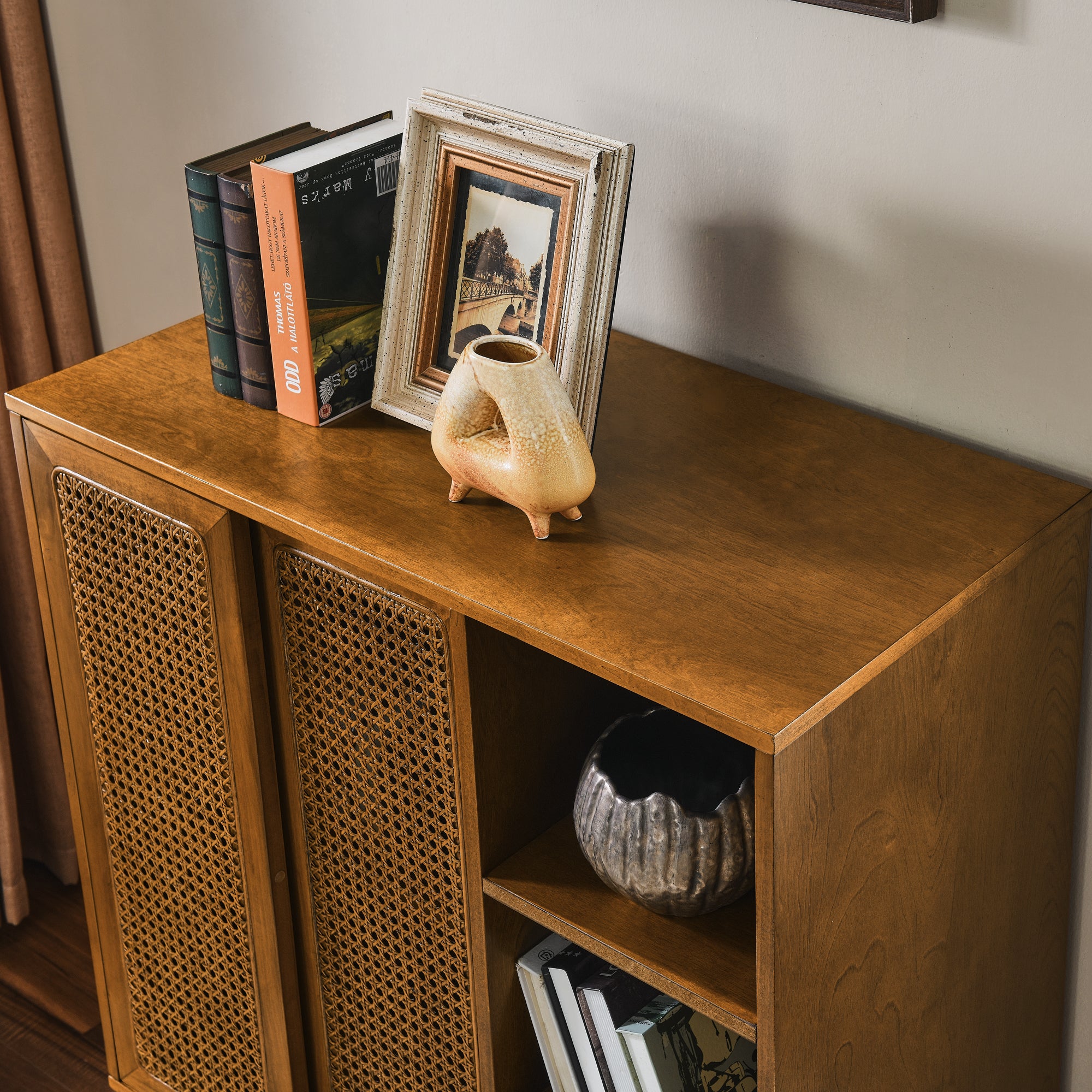 Mid Century Modern Rattan Sideboard Cabinet, Buffet Cabinet for Entryway Hallway Living Room Kitchen Dining Room Bedroom, Adjustable Shelf & Solid Wood Feet & Rattan Cabinet Doors