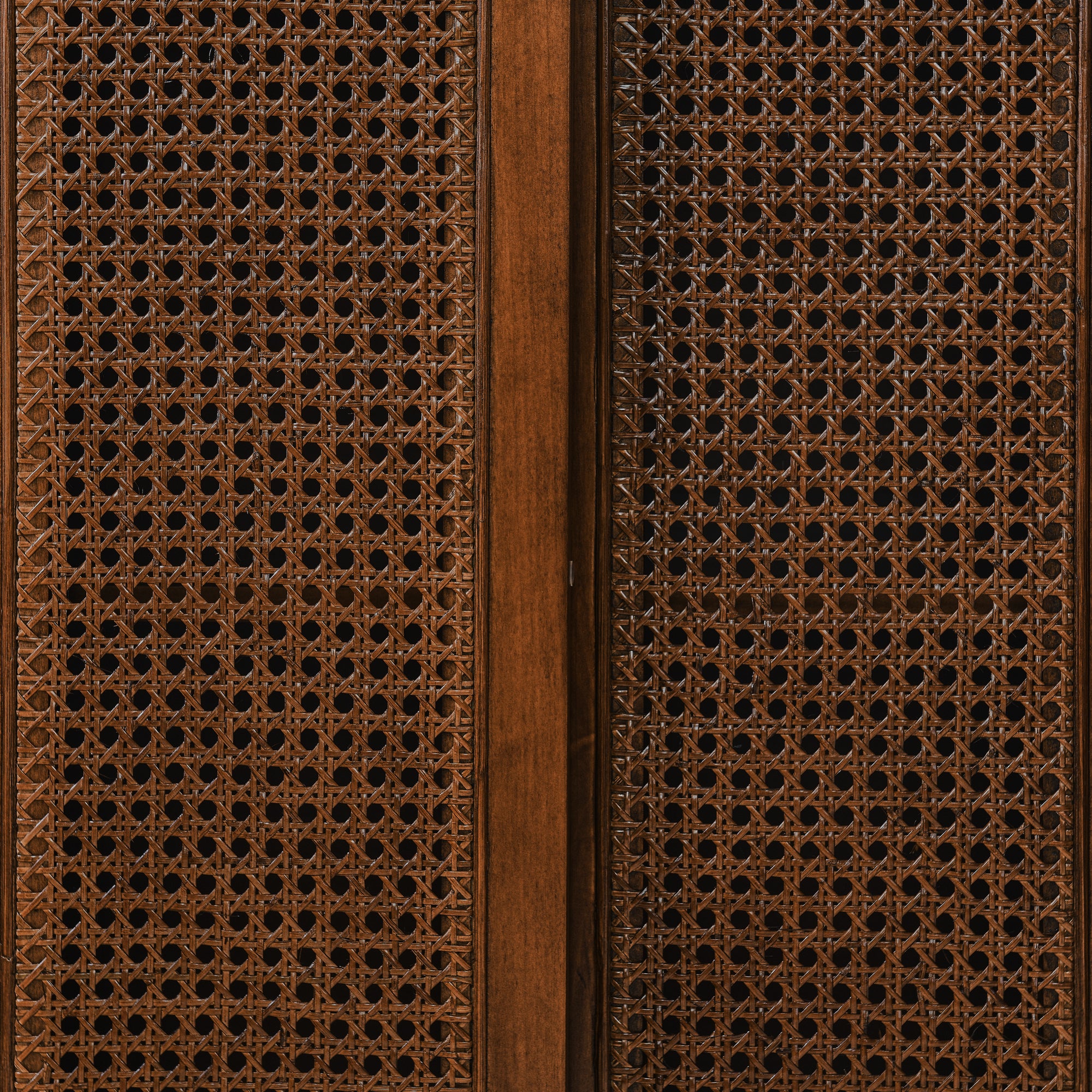 Mid Century Modern Rattan Sideboard Cabinet, Buffet Cabinet for Entryway Hallway Living Room Kitchen Dining Room Bedroom, Adjustable Shelf & Solid Wood Feet & Rattan Cabinet Doors