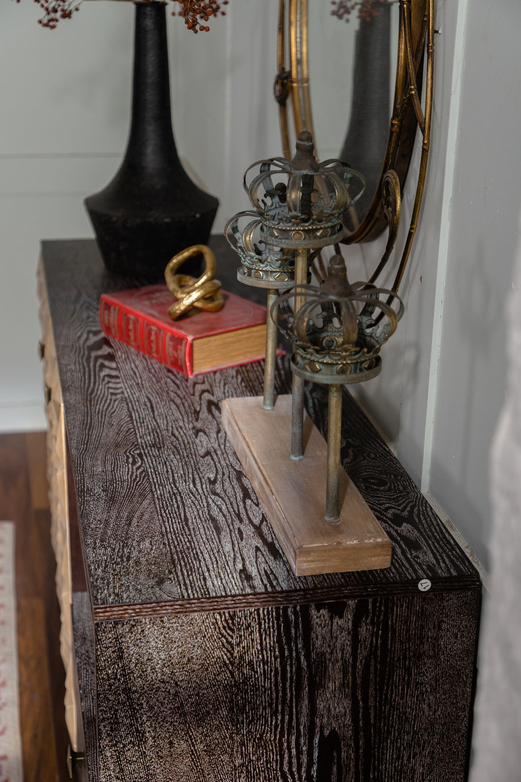 Solid Wood Sideboard with Geometric Pattern, 2 Doors and 2 Drawers,Mid Century Modern Sideboard Cabinet for Kitchen, Dining Room, Living Room Sideboard