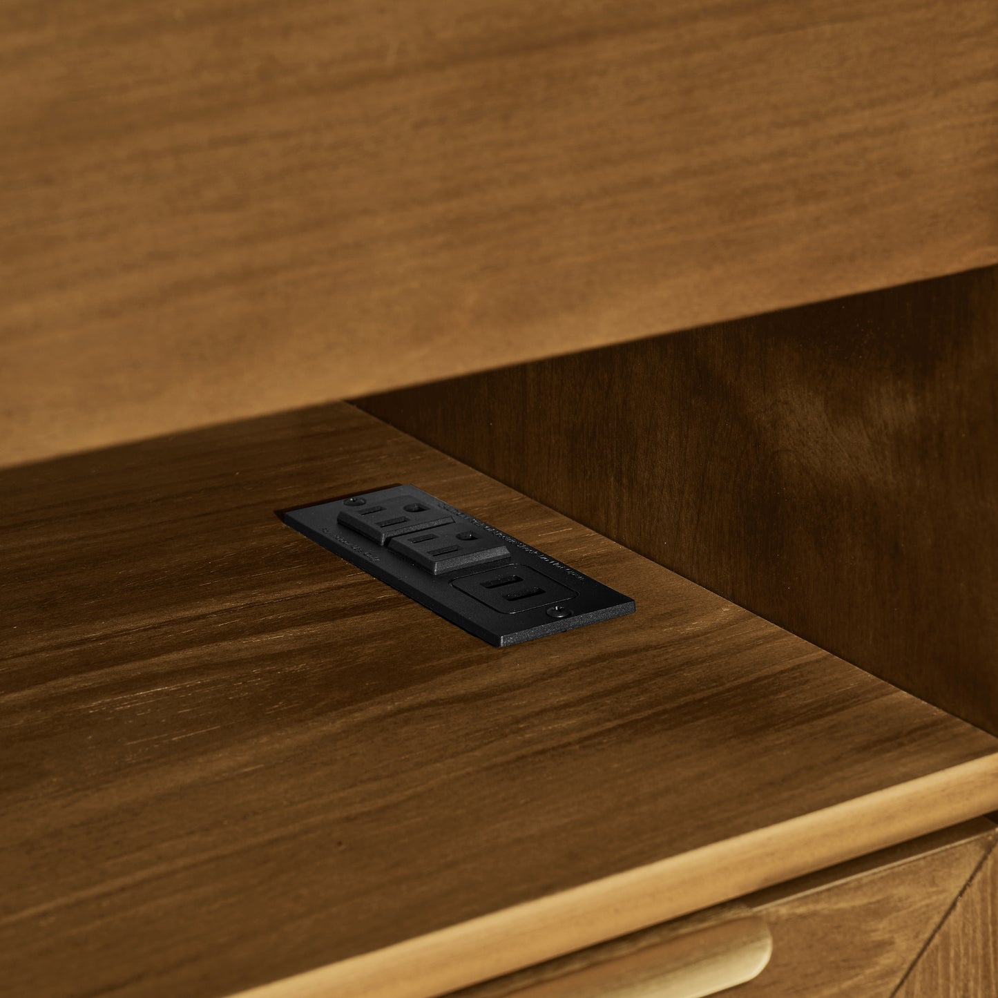 Mid Century Modern Nightstand with Charging Station & Outlet Hole & 2 Drawers, Farmhouse End Table with Open Shelf & Glass Drawer Dresser, Side Cabinet for Living Room Reception Room Dorm-Light Walnut