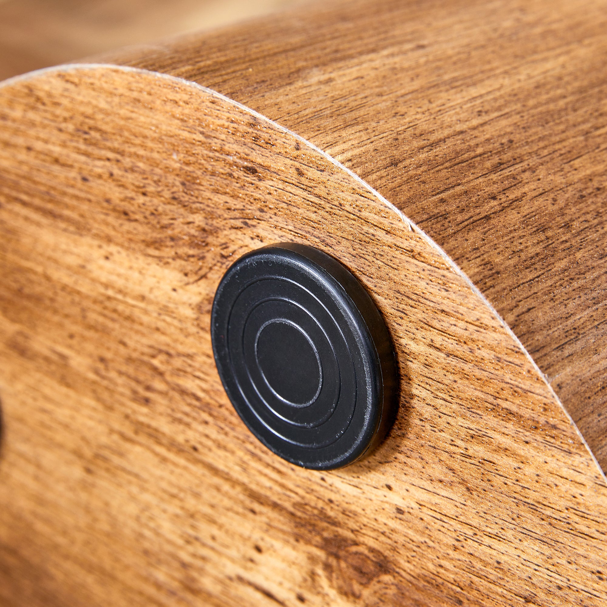 The cylindrical table with its patterned design can be easily integrated into a variety of interior styles, from coffee tables to small dining tables, workbenches.W1151P200296