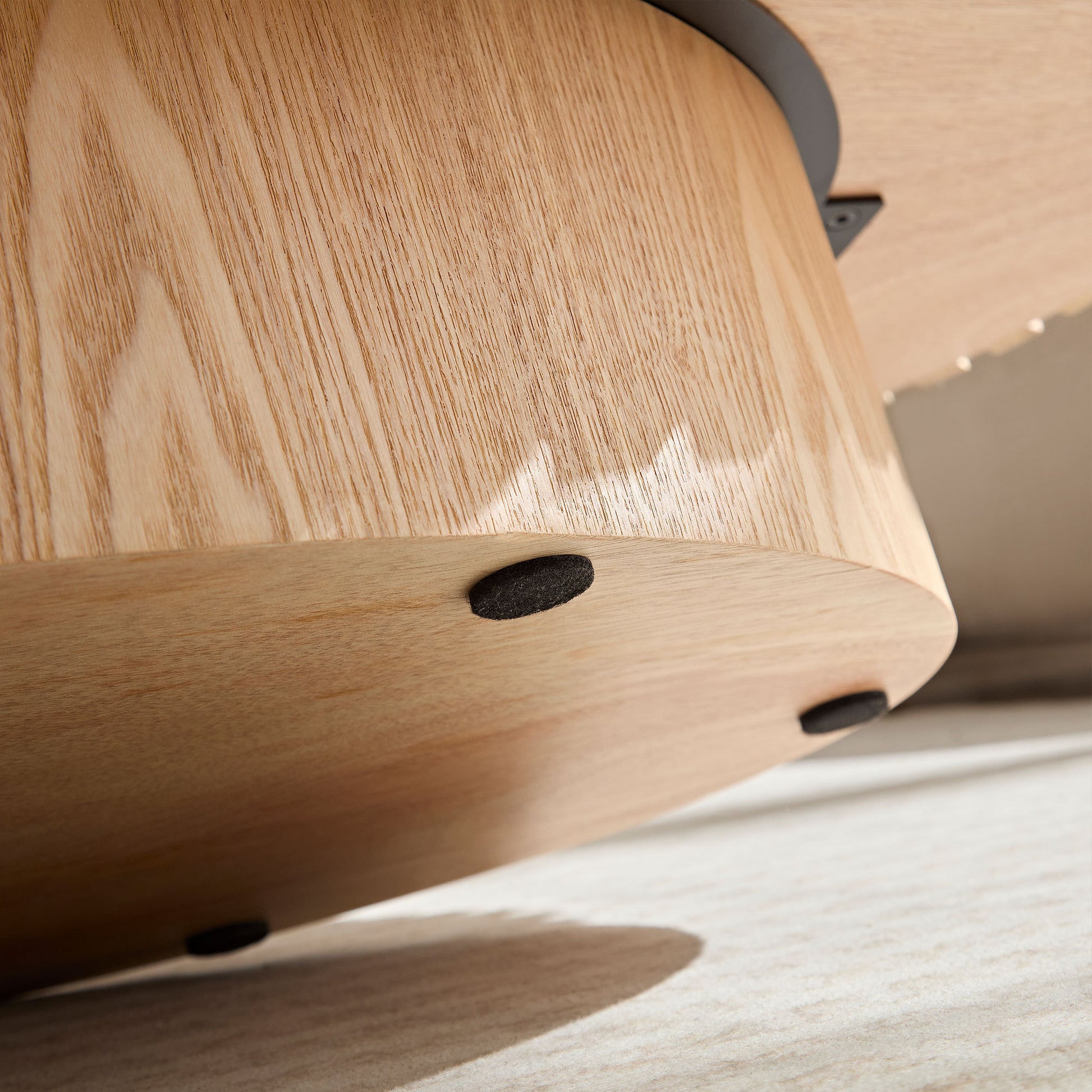 Modern Handcraft Drum Coffee Table Length 43.7 inch Ellipse Coffee Table for Living Room,Small Coffee Table with Sturdy Pedestal,Natural Ash MDF