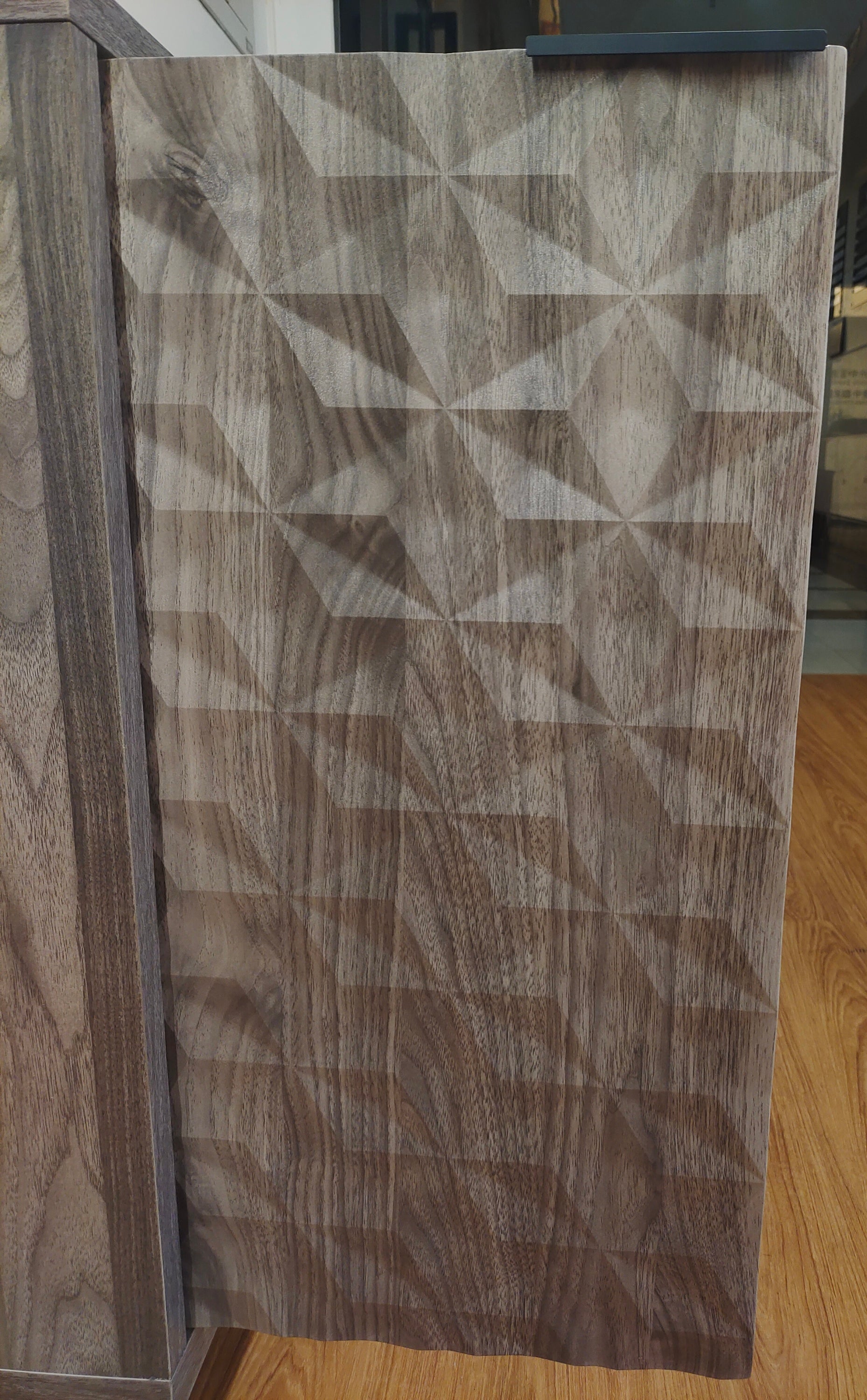 Modern Style Buffet Cabinet ,Sideboard Buffet Cabinet With Storage, Storage Cabinet with 4 Diamond-shaped relief Doors For Living Room, Dining Room, Entryway, Hallway, Kitchen, Grey