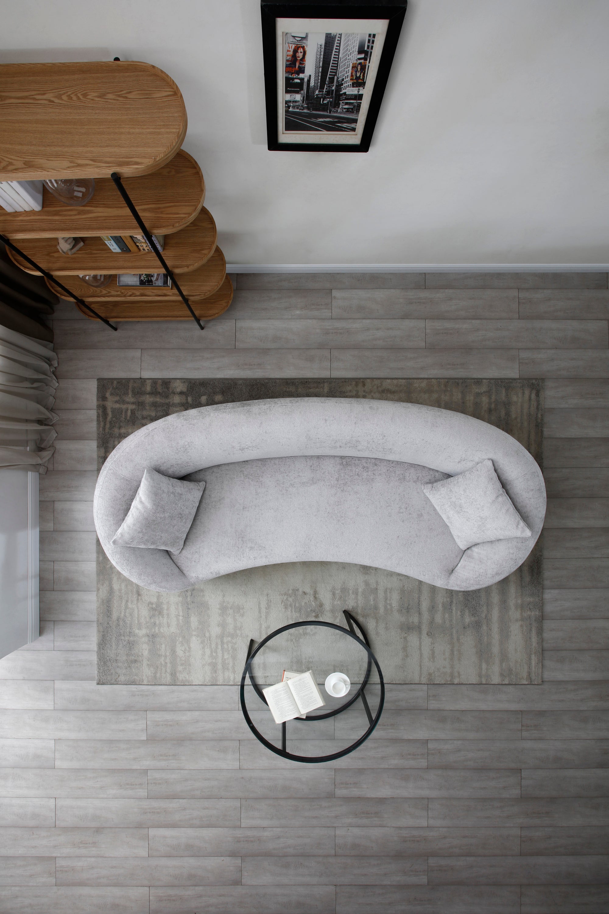 Minimalist Curved Sofa, 3 Seater, Chenille Velvet Fabric Upholstered Sofa, Tight Curved Back Velvet Cloud Couch for Living Room Apartment Office, Light Gray