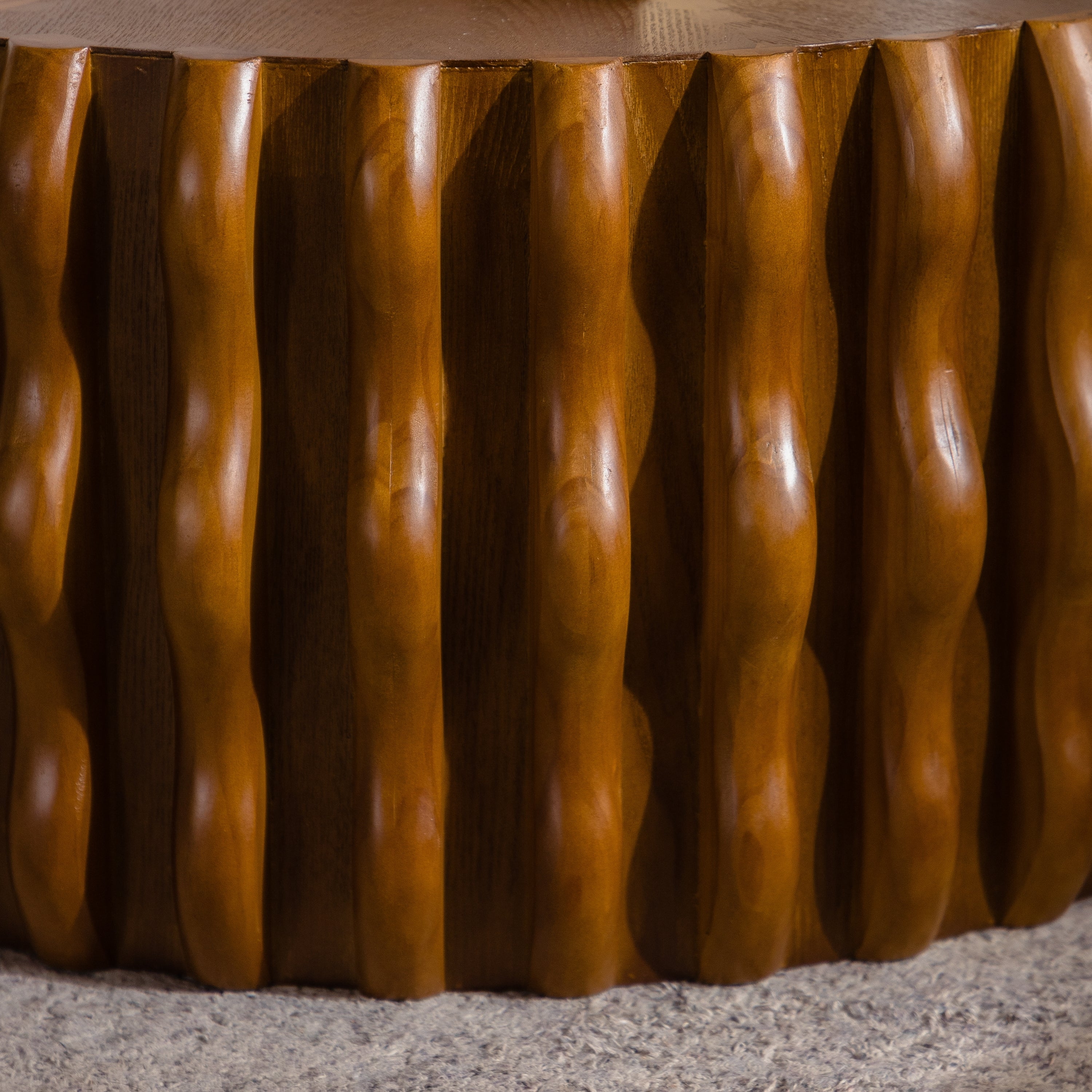 Drum Fluted Modern Round Coffee Table, Mid Century Circle Center Coffee Tables with Sturdy Pedestal, for Bedroom Apartment Living Room Farmhouse.