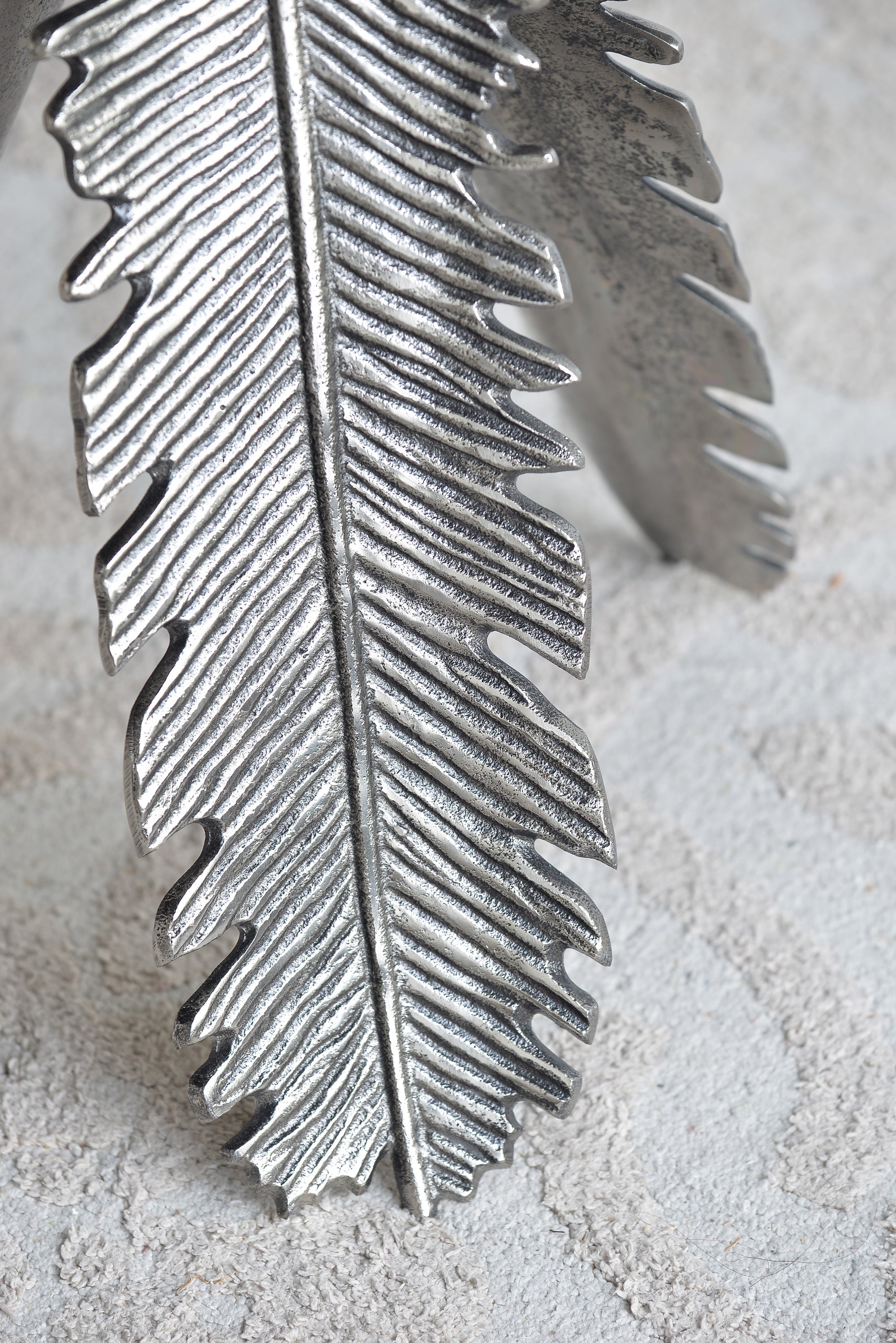 Milo Leaf Side Table