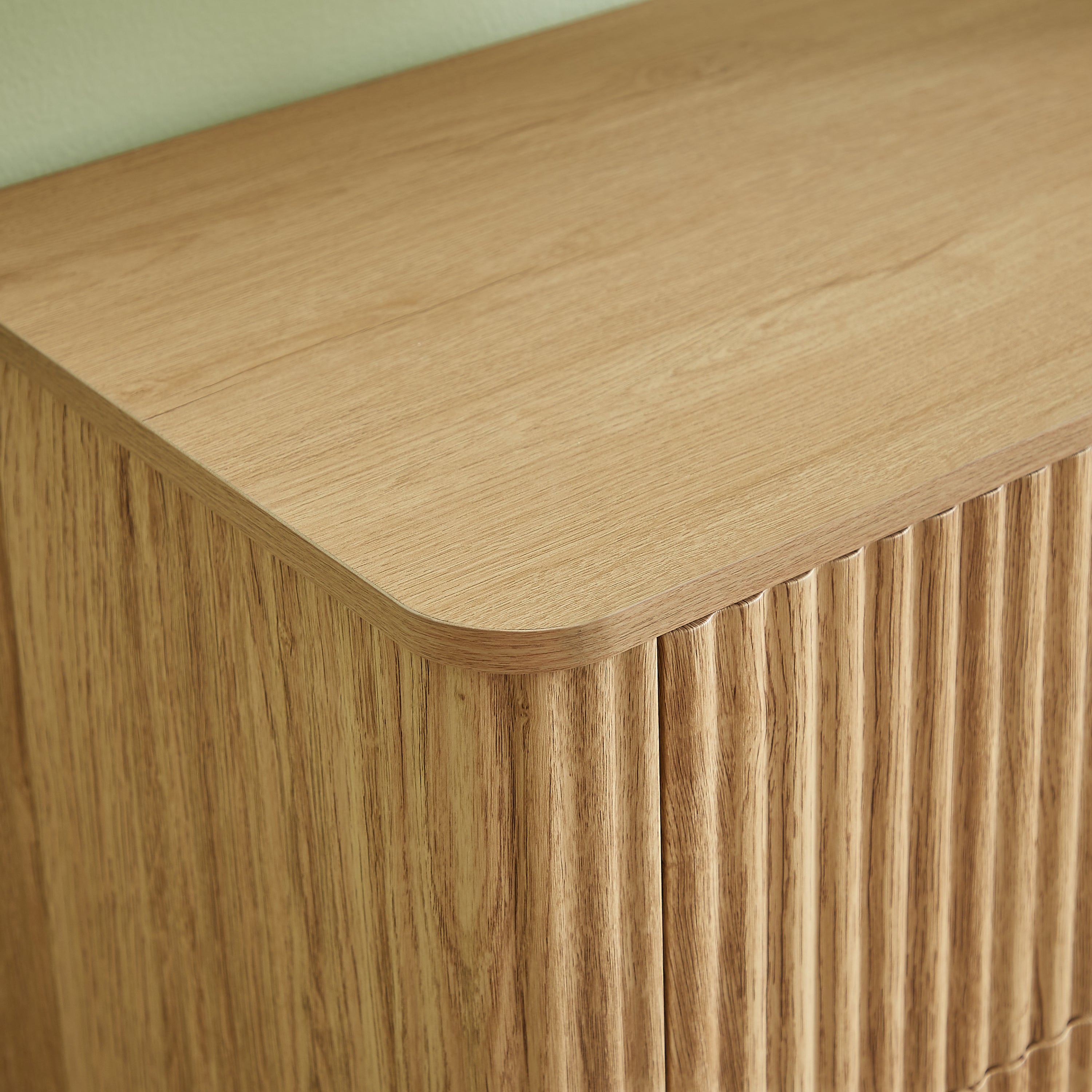 3 Drawers Drasser 2PCS, 27.6'' Wide Modern Chest of Drawers Curved wave Design,Nightstand,Wood Drawer Organizer for Bedroom, Living Room, Hallway, Oak,27.6''W x 15.8''D x 27.4''H.