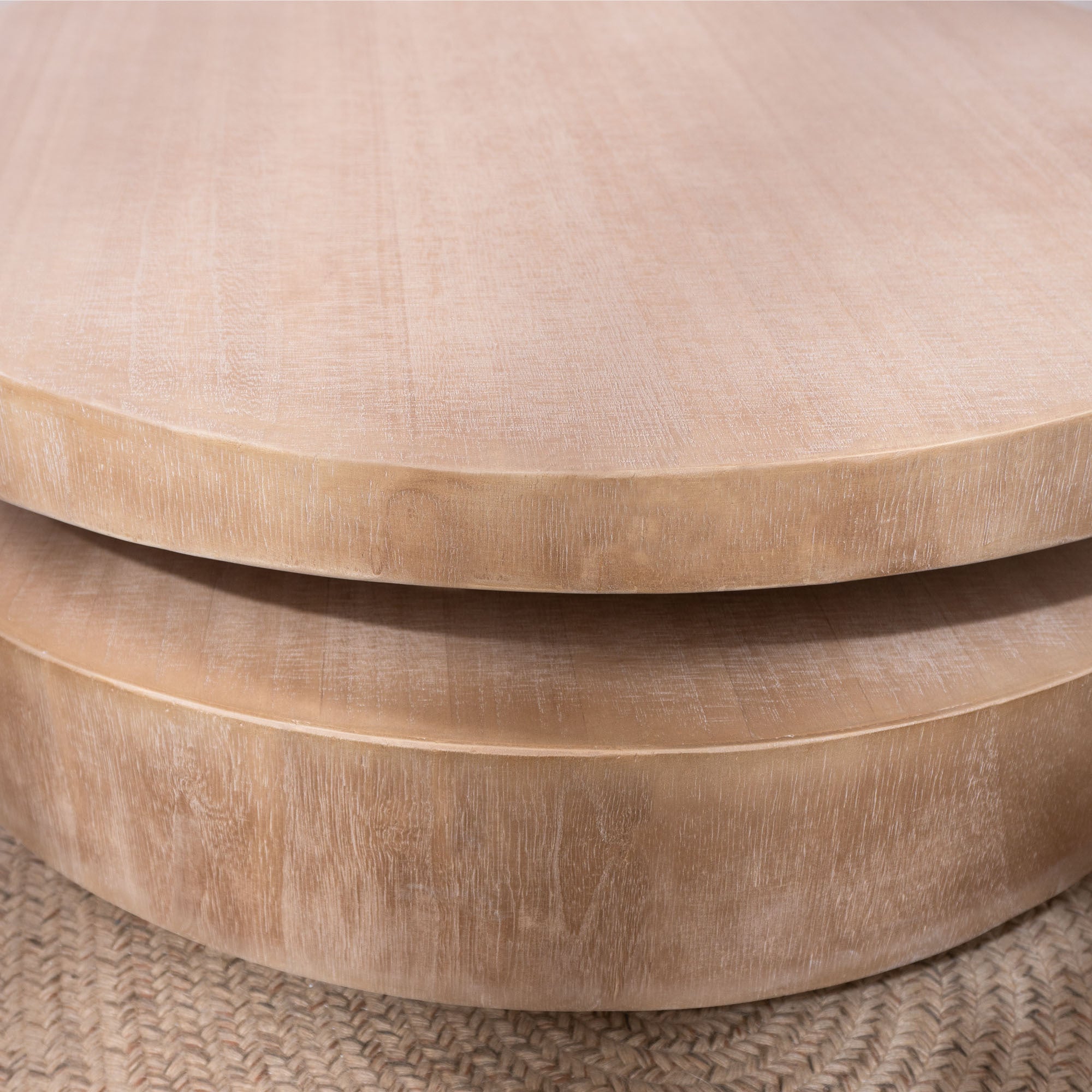 Modern Round Wood Coffee Table – 31.3 Natural Finish Accent Table for Living Room