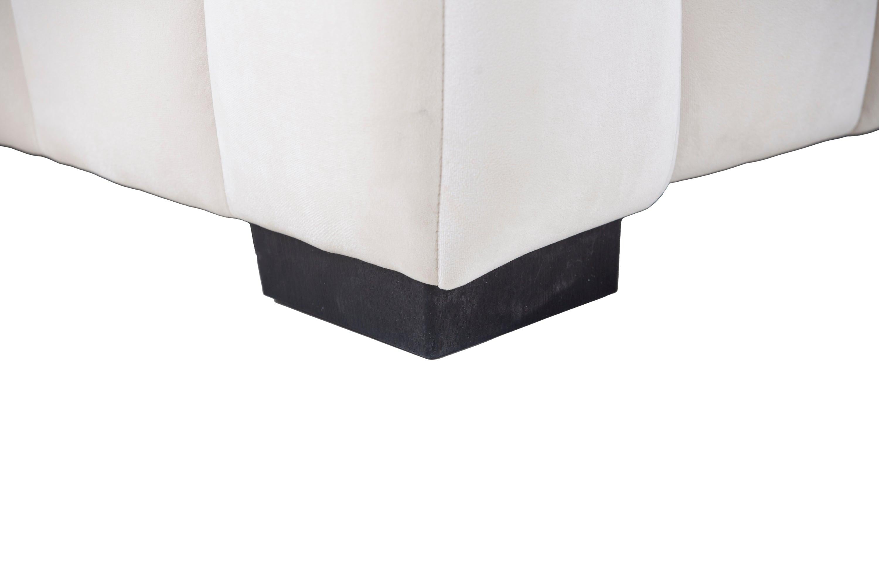 Modern Velvet L-Shape Sectional Sofa with Deep Tufting.