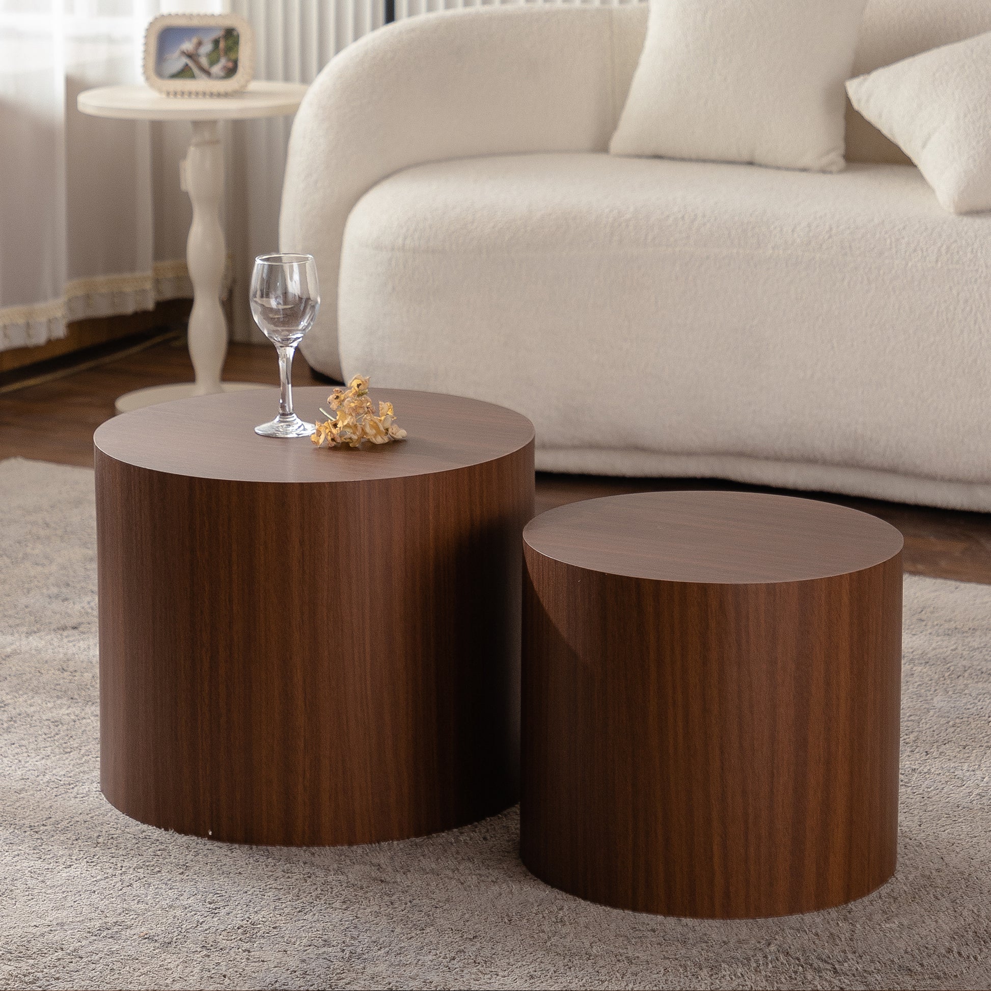 Nesting Coffee Table Set of 2 Round Wooden Coffee Tables Circle Modern Table for Small Space Living Room Bedroom Accent End Side Table