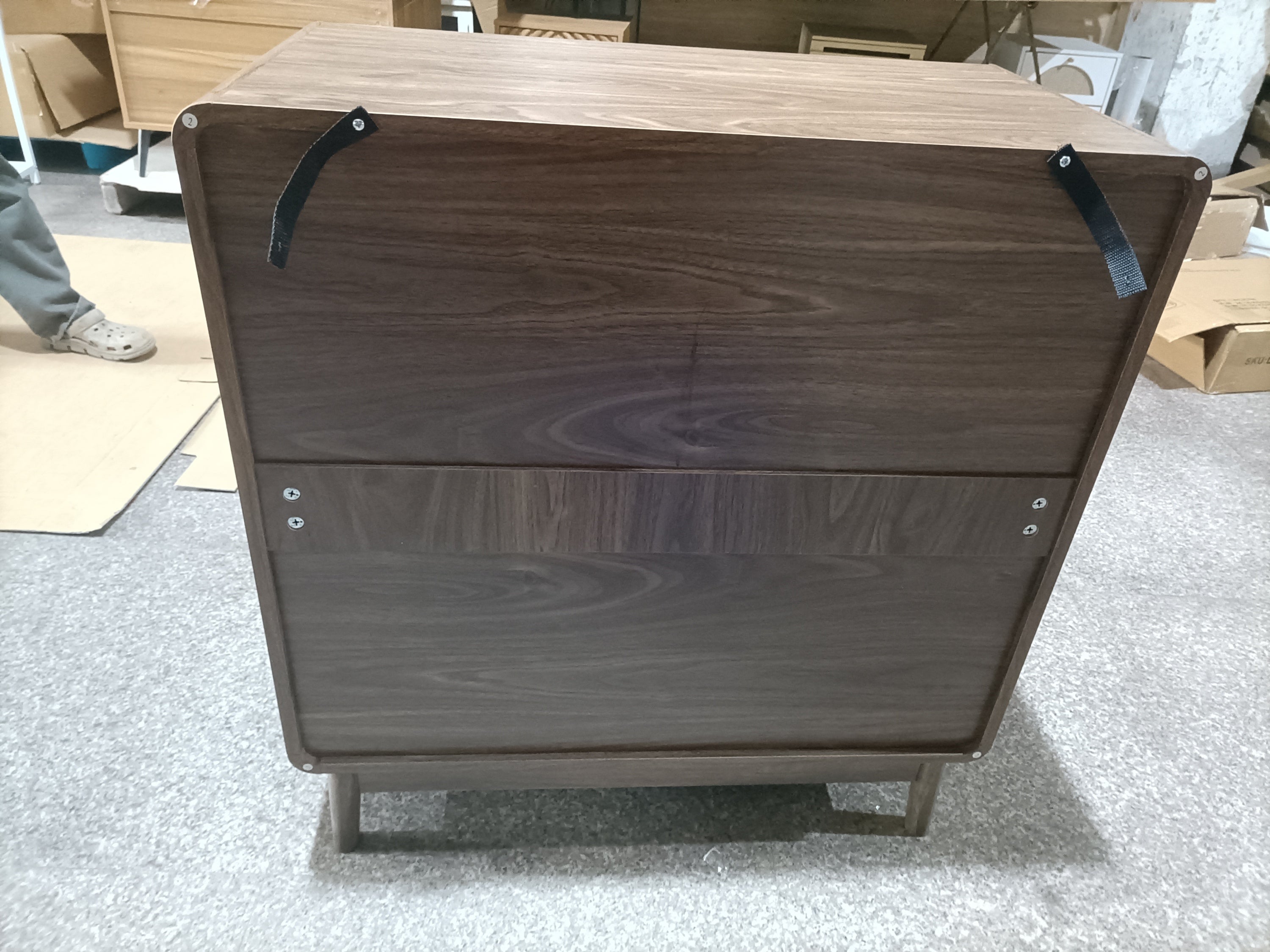 Modern Sideboard Buffet Cabinet with Carved 2 Doors and Adjustable Layer Board for Living Room and Kitchen, Walnut, MDF