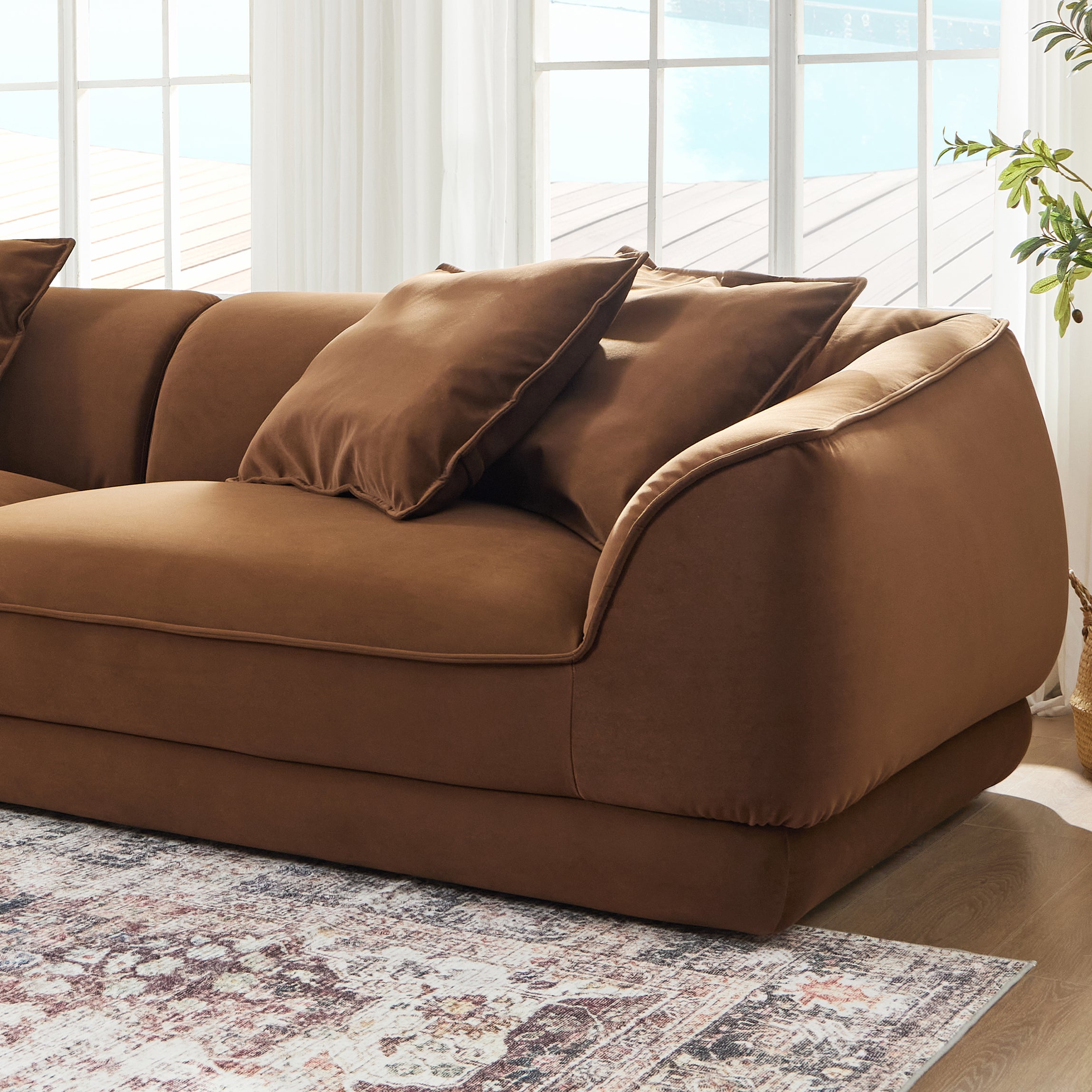 Nordic Modern Camel Sofa with Detachable Pillowcase, French Velvet Fabric, Solid Wood Frame, High Density Sponge Filling Sofa