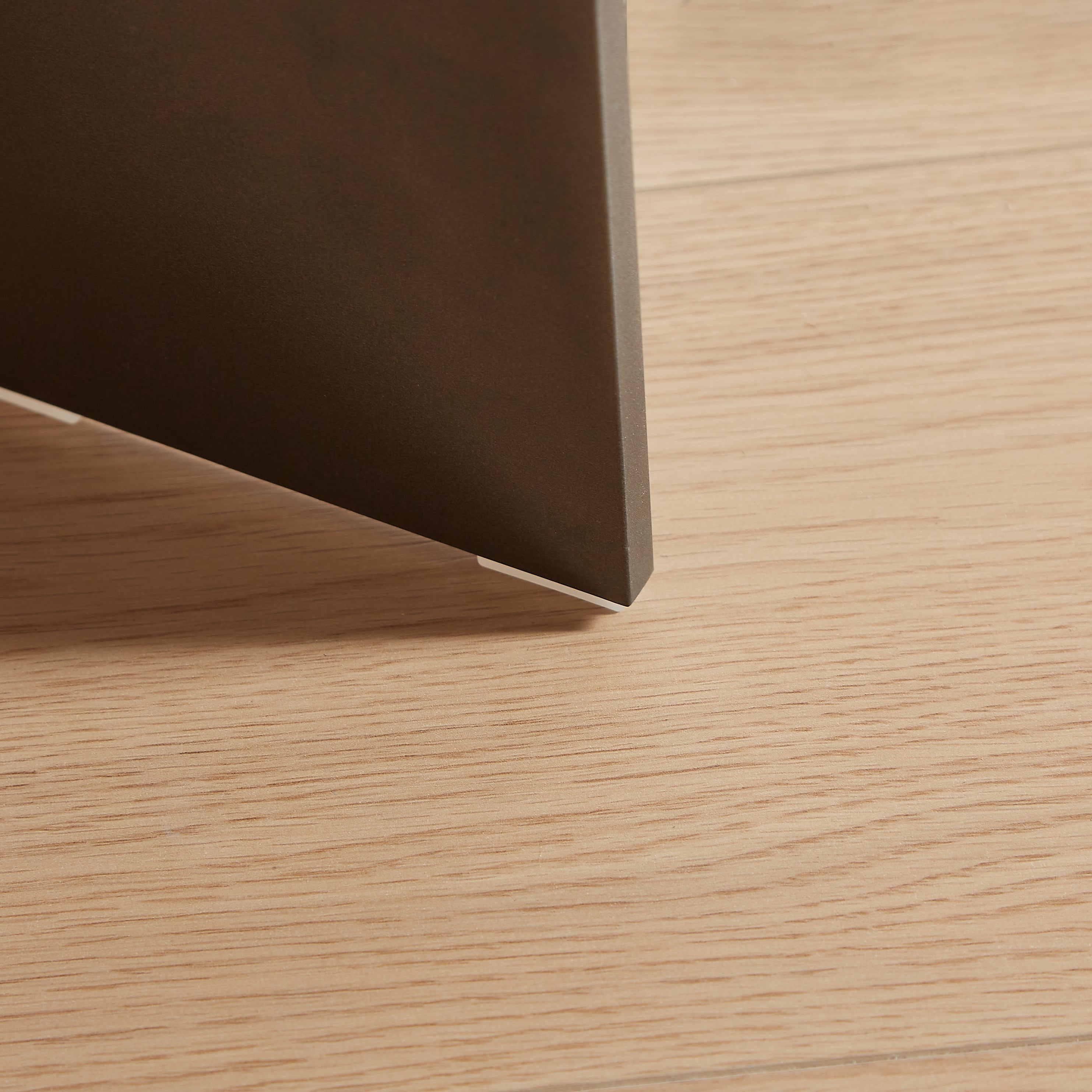 Round Coffee Table Walnut Wood Surface and Black Metel Feet